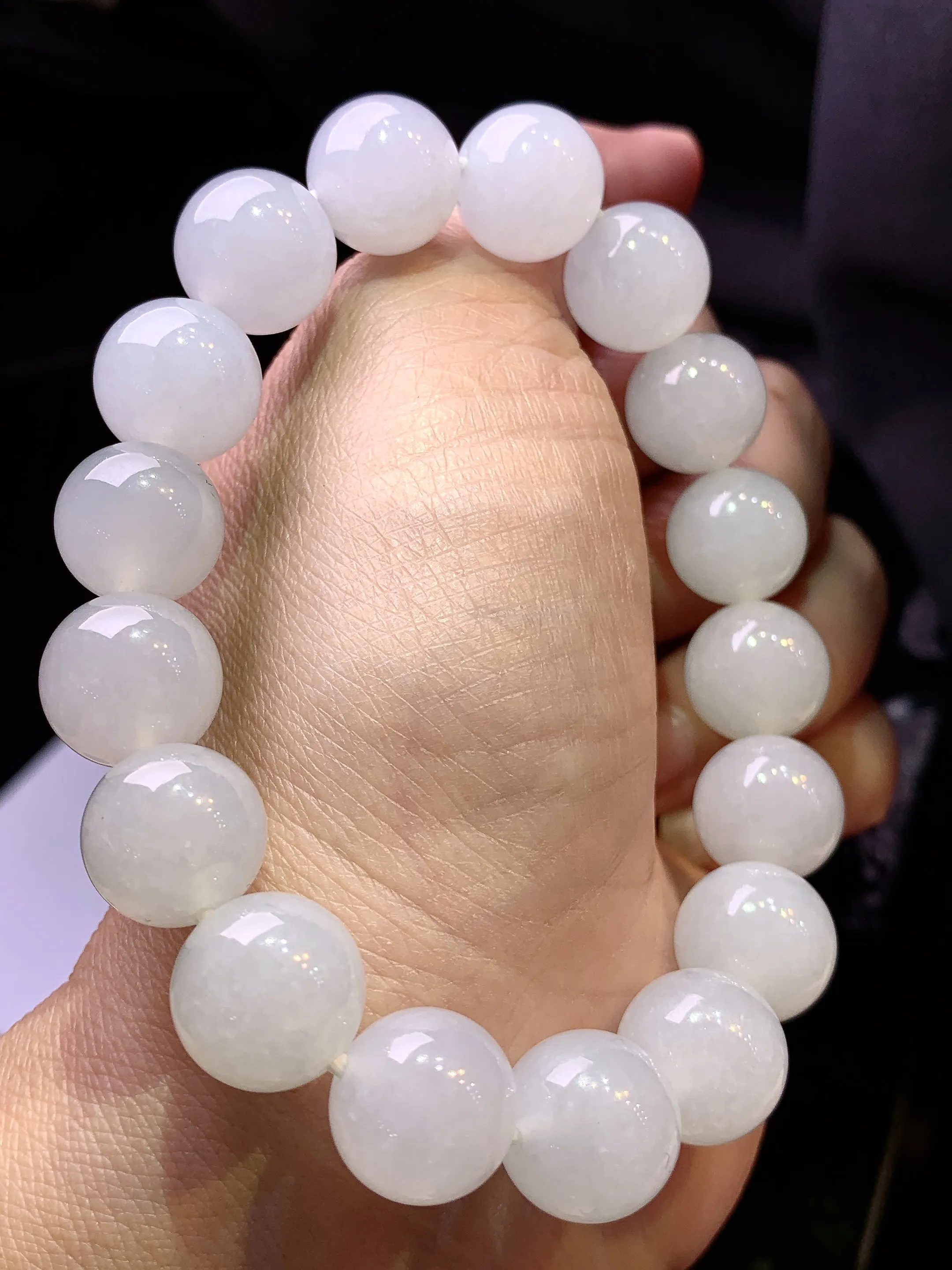 冰种圆珠手链 玉质细腻 色泽艳丽清新 整体尺寸12.3