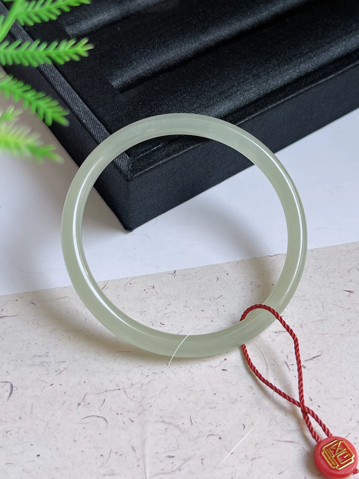 和田玉茶晴美人镯