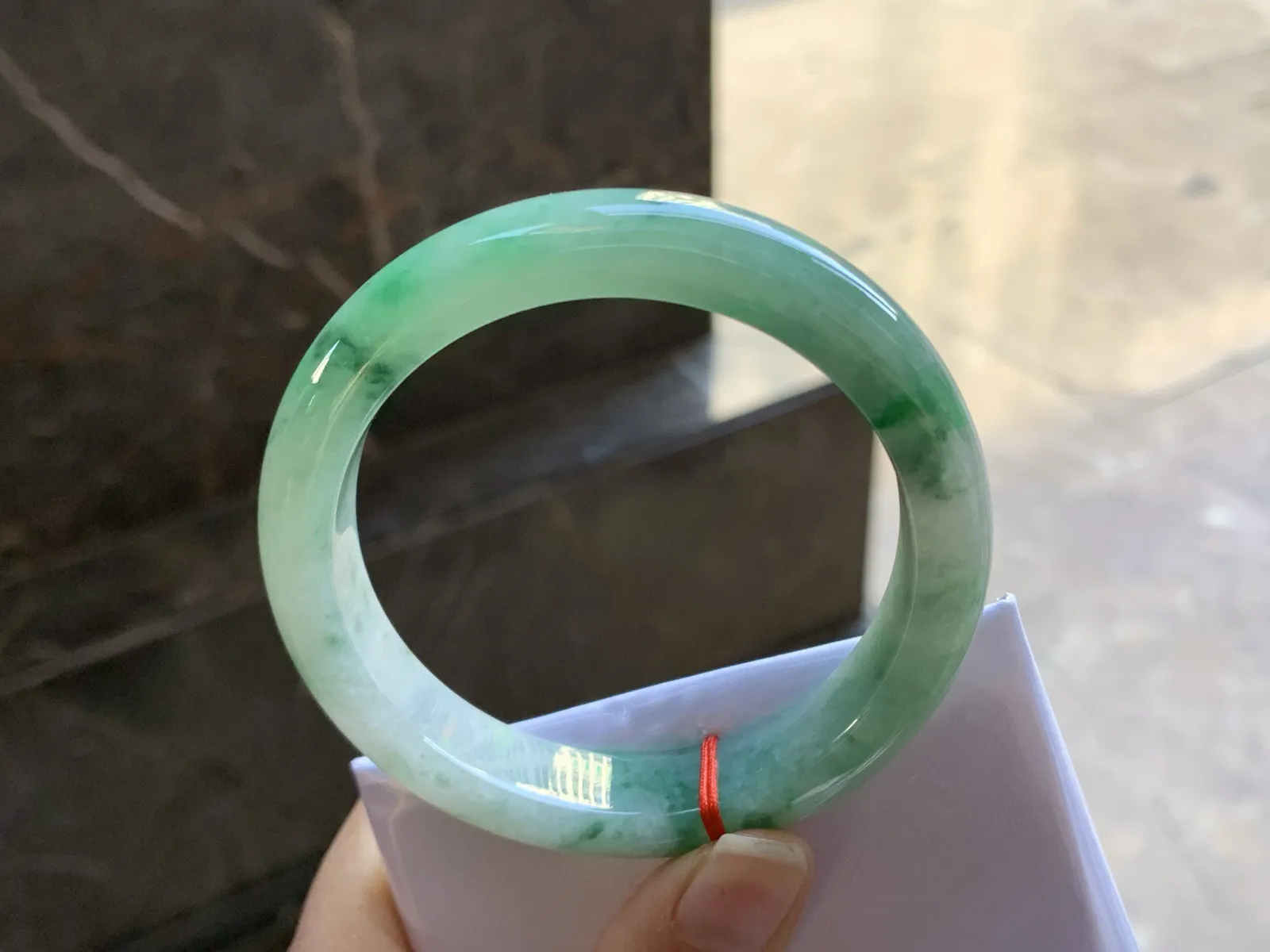 55-12.3-8.2

绿花手镯^_^鲜艳