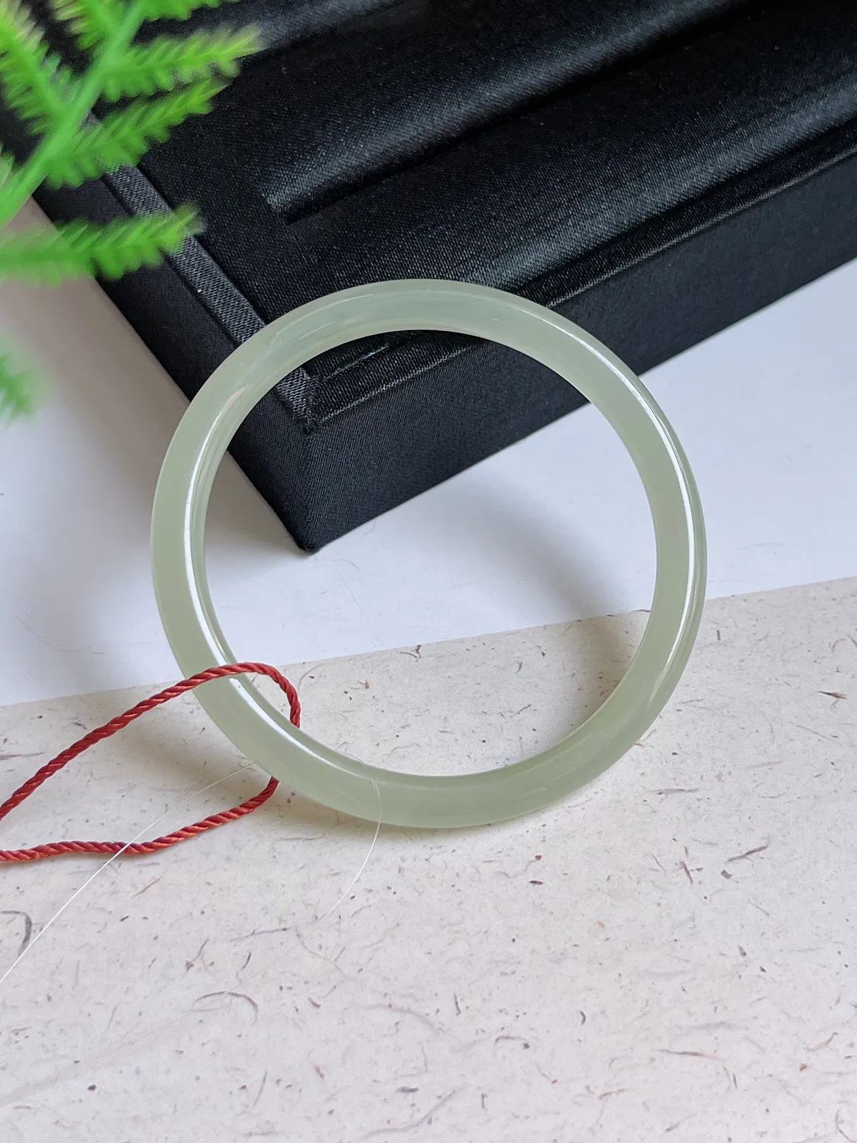 和田玉茶晴美人镯