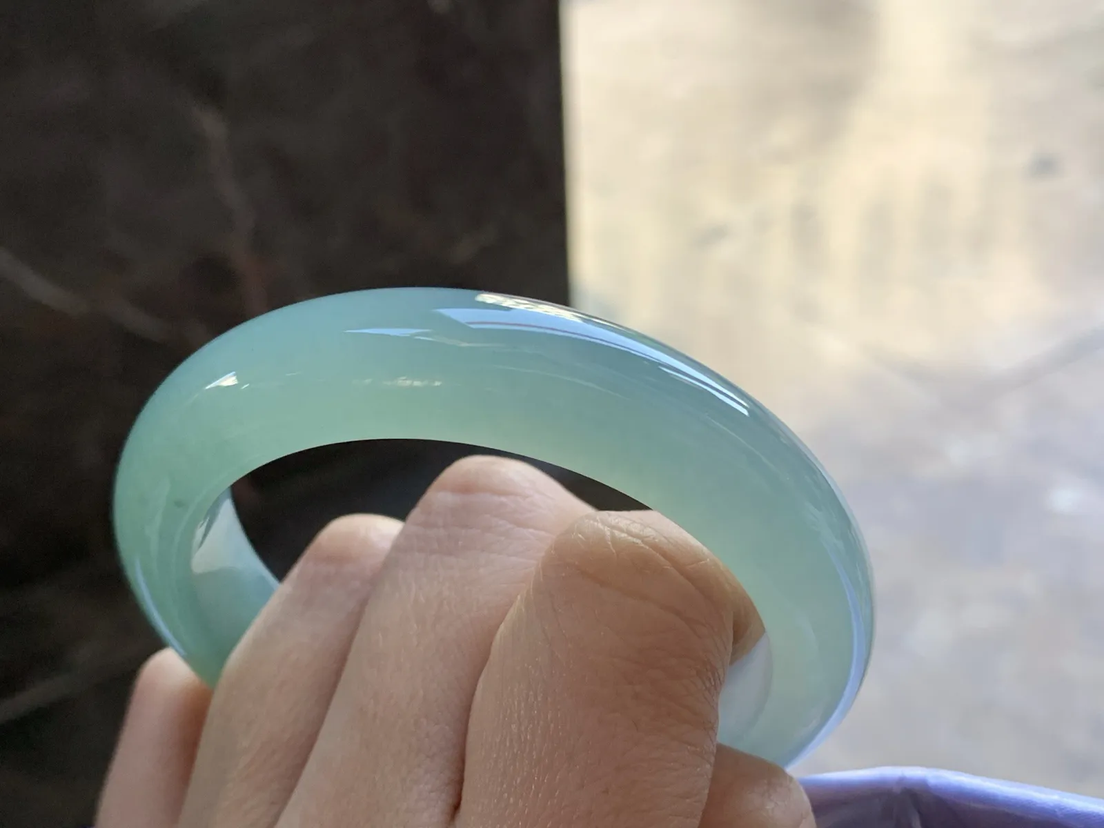 54-12.7-9.2

冰蓝水手镯^_^鲜艳 起光