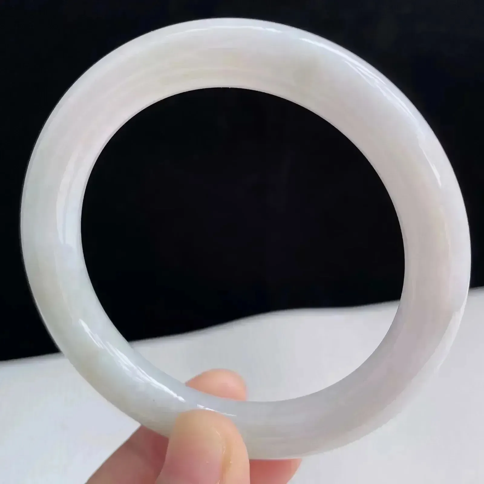 53.4圈翡翠A货水润玉质细腻手镯46.01g