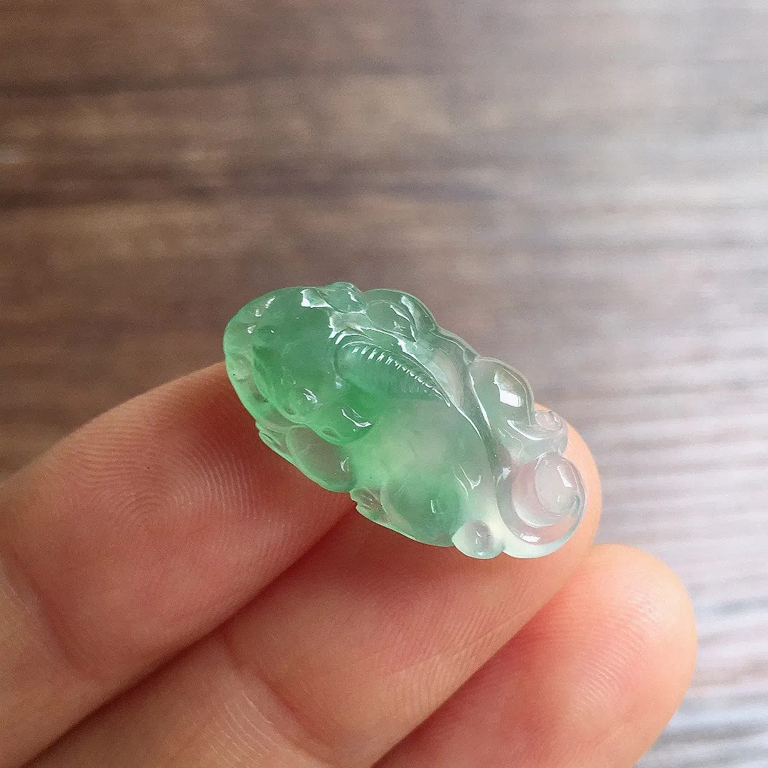 冰晴底貔貅，冰冰润润，玉质细腻，种水足，Yx2 尺寸24*13*6.3