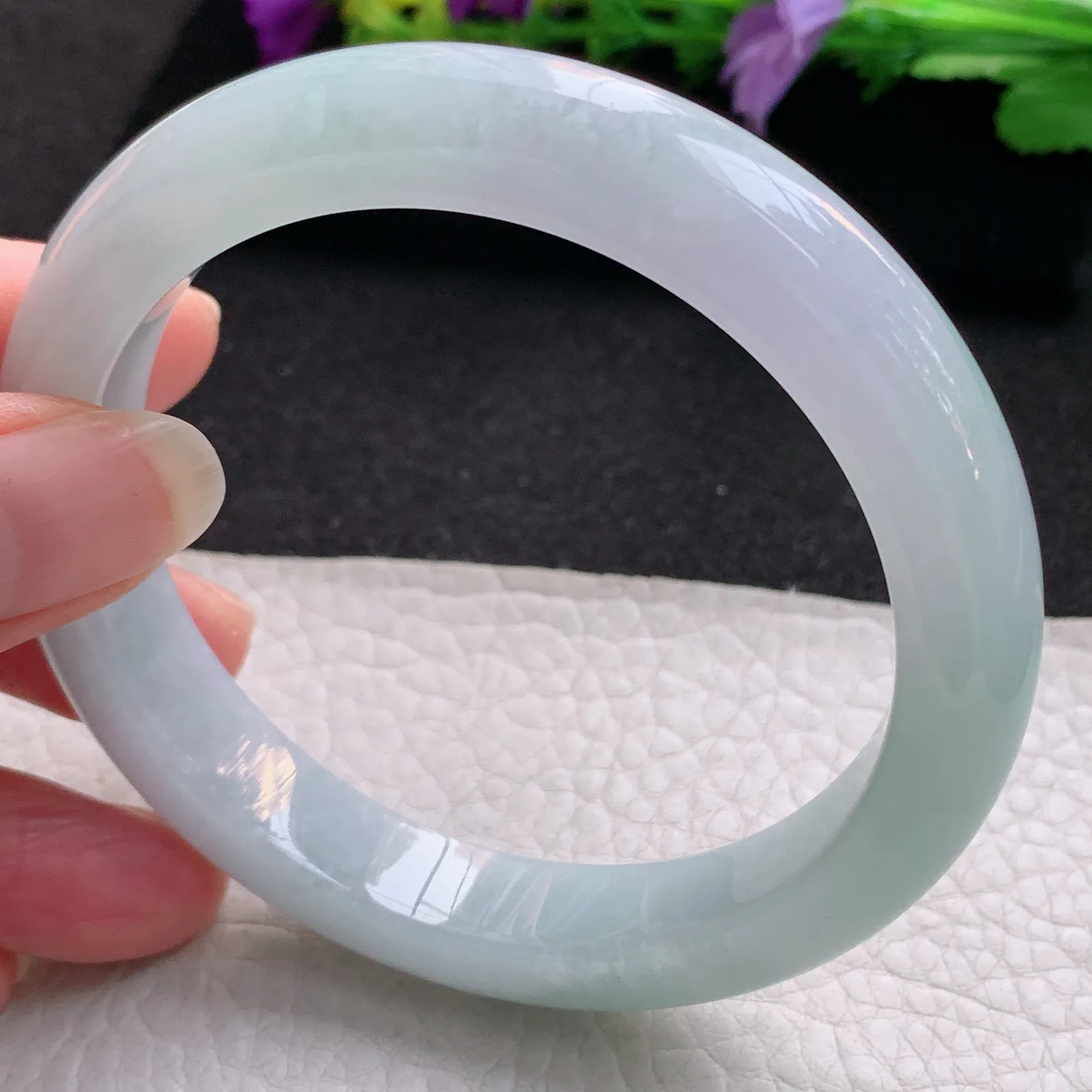 js大圈口60*11.6*8.8平安镯 天然缅甸翡翠淡雅宽边玉手镯 玉手环