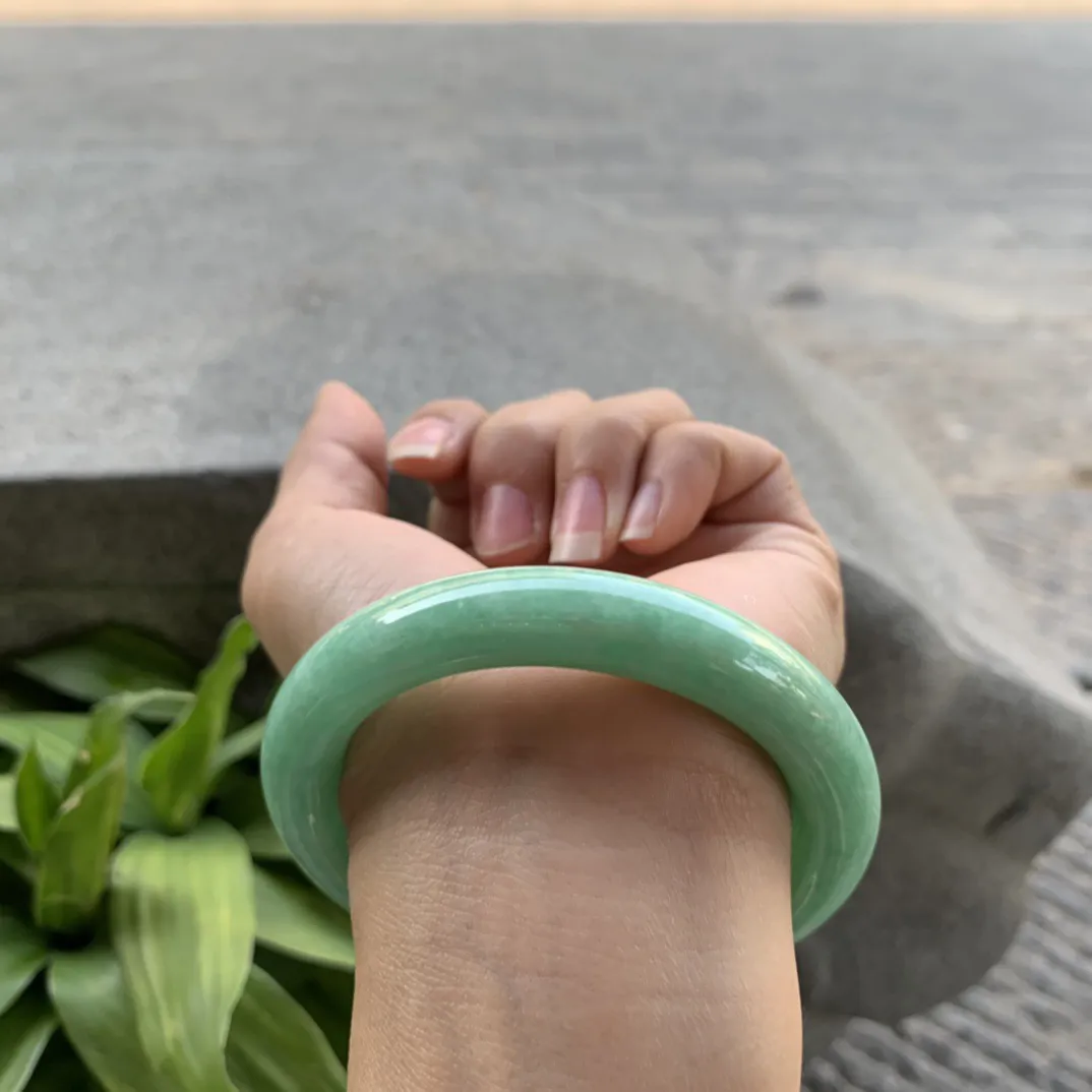 圈口57-12.4-10.4 【满绿圆条手镯】圆条57 58可戴