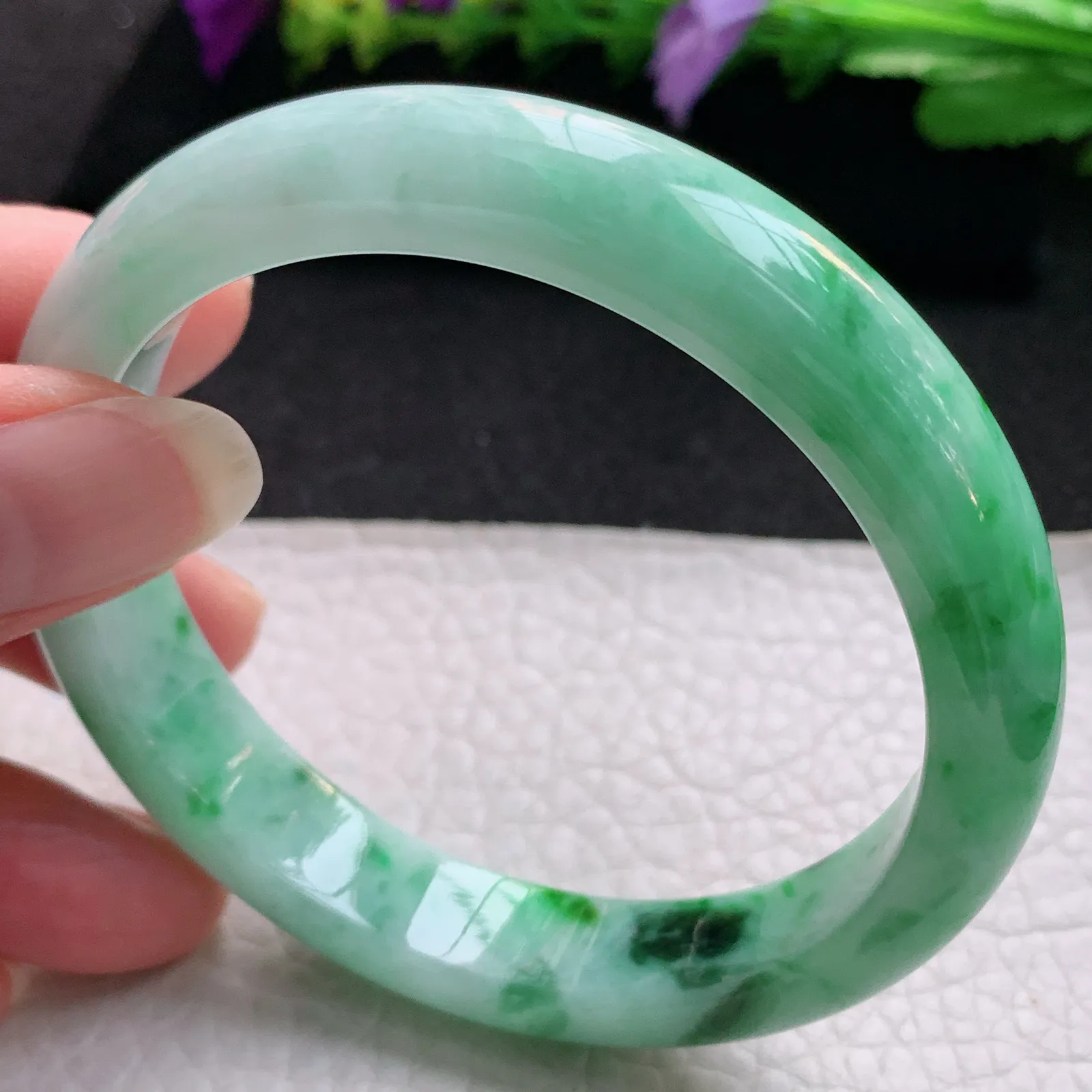hy实拍59*12*7.8平安镯 天然缅甸翡翠辣绿宽边玉手镯 玉手环