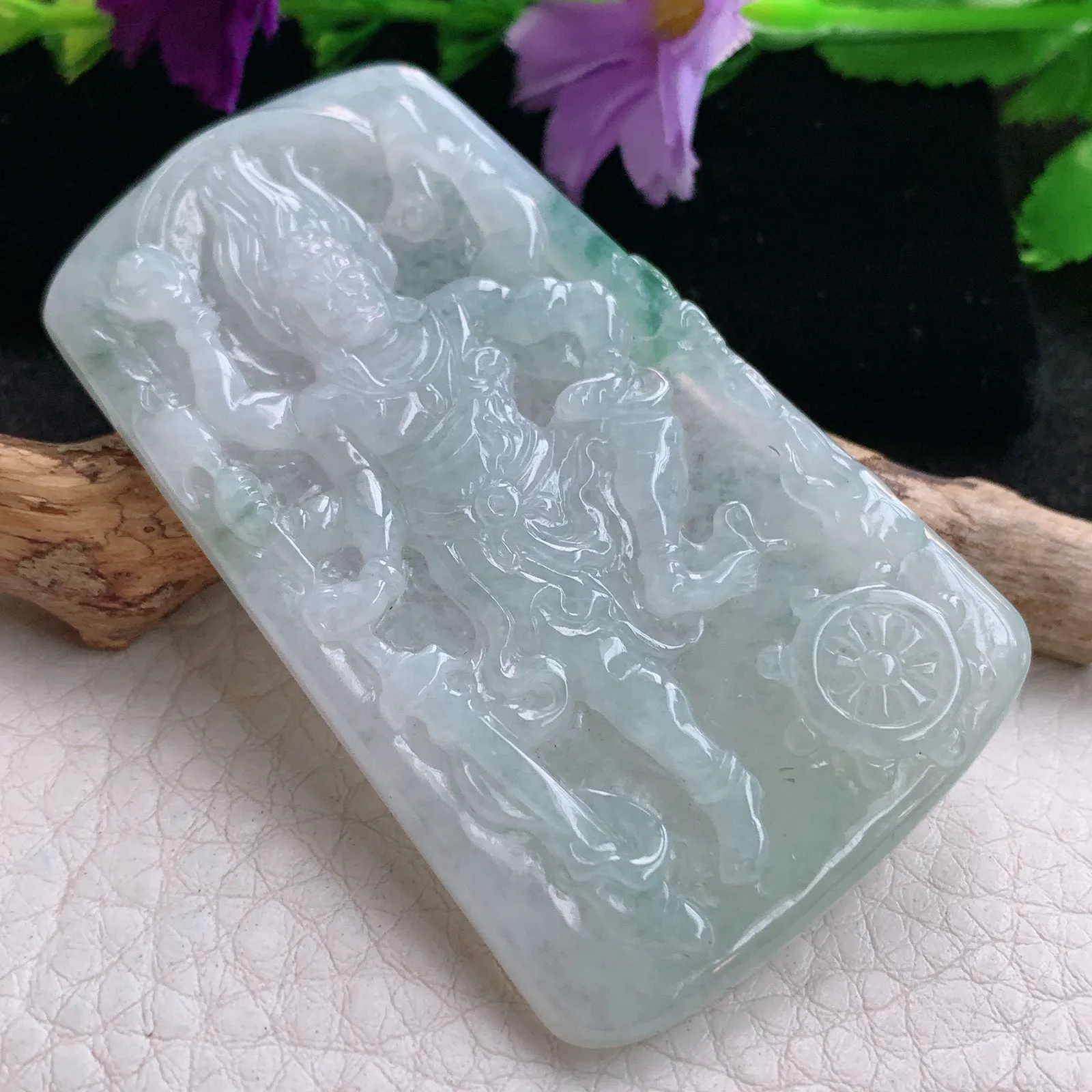 lz实拍63.8*38.9*5.2缅甸翡翠精雕飘花不动冥王 生肖守护神玉吊坠 玉挂坠