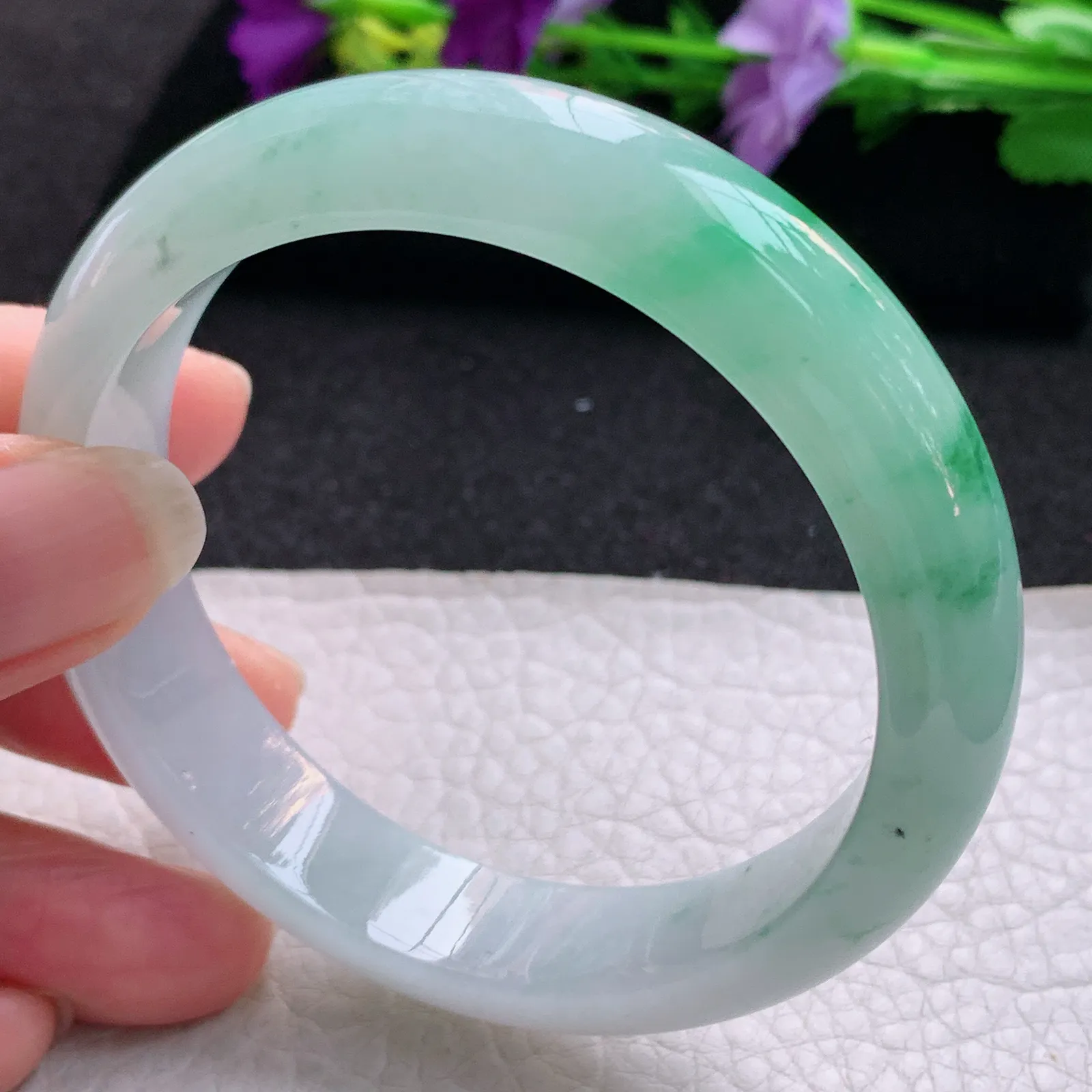 xh实拍57*13.8*8平安镯 天然缅甸翡翠飘阳绿宽边玉手镯 玉手环