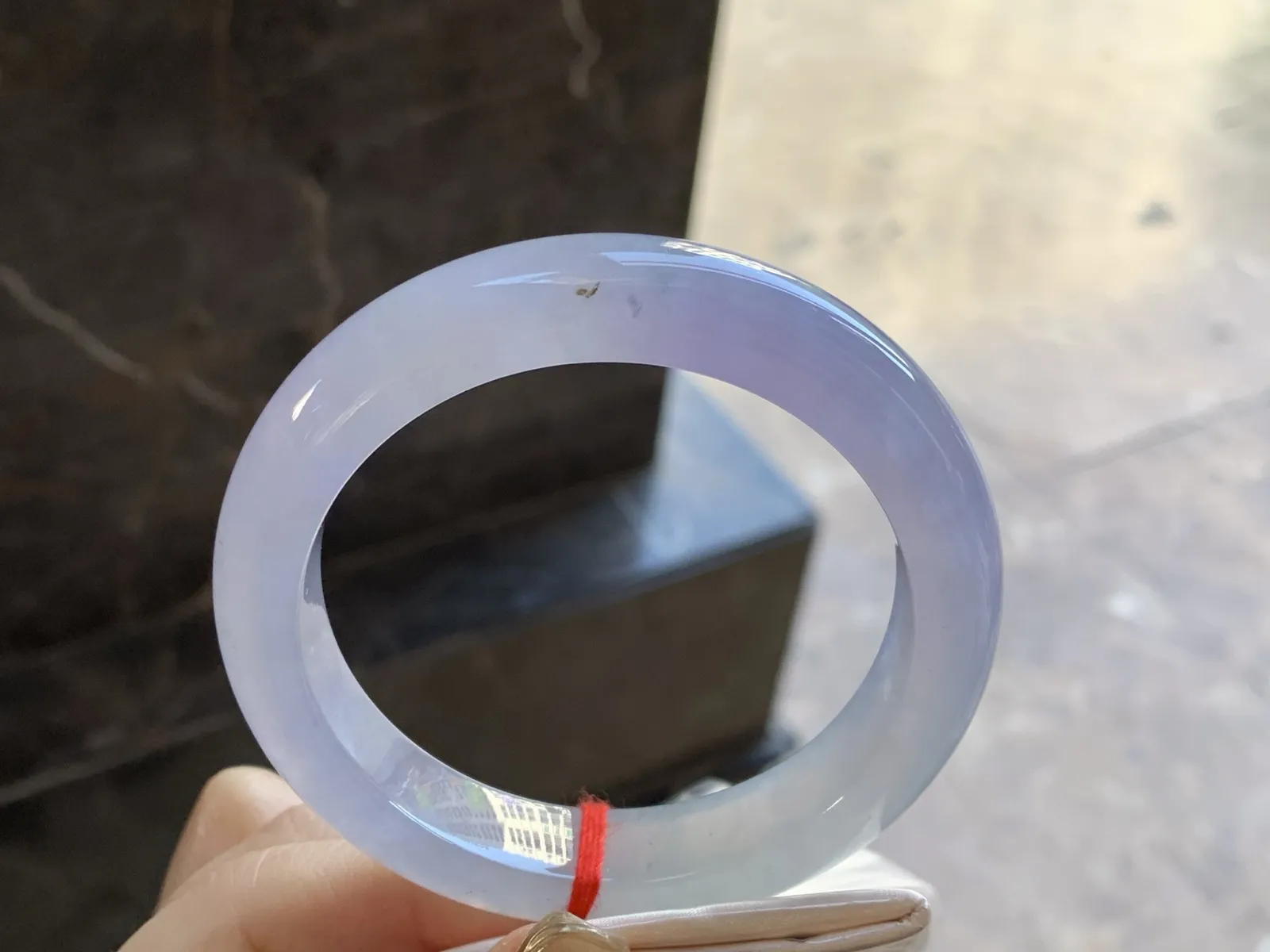 冰紫手镯
尺寸：58-13.2-9.5mm
种水好 小清新