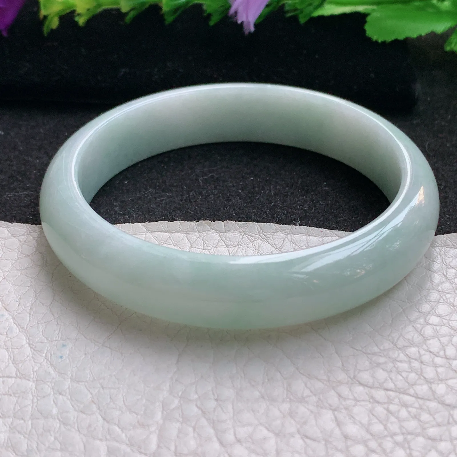 nr实拍58*13*7.2平安镯 天然缅甸翡翠浅绿宽边玉手镯 玉手环