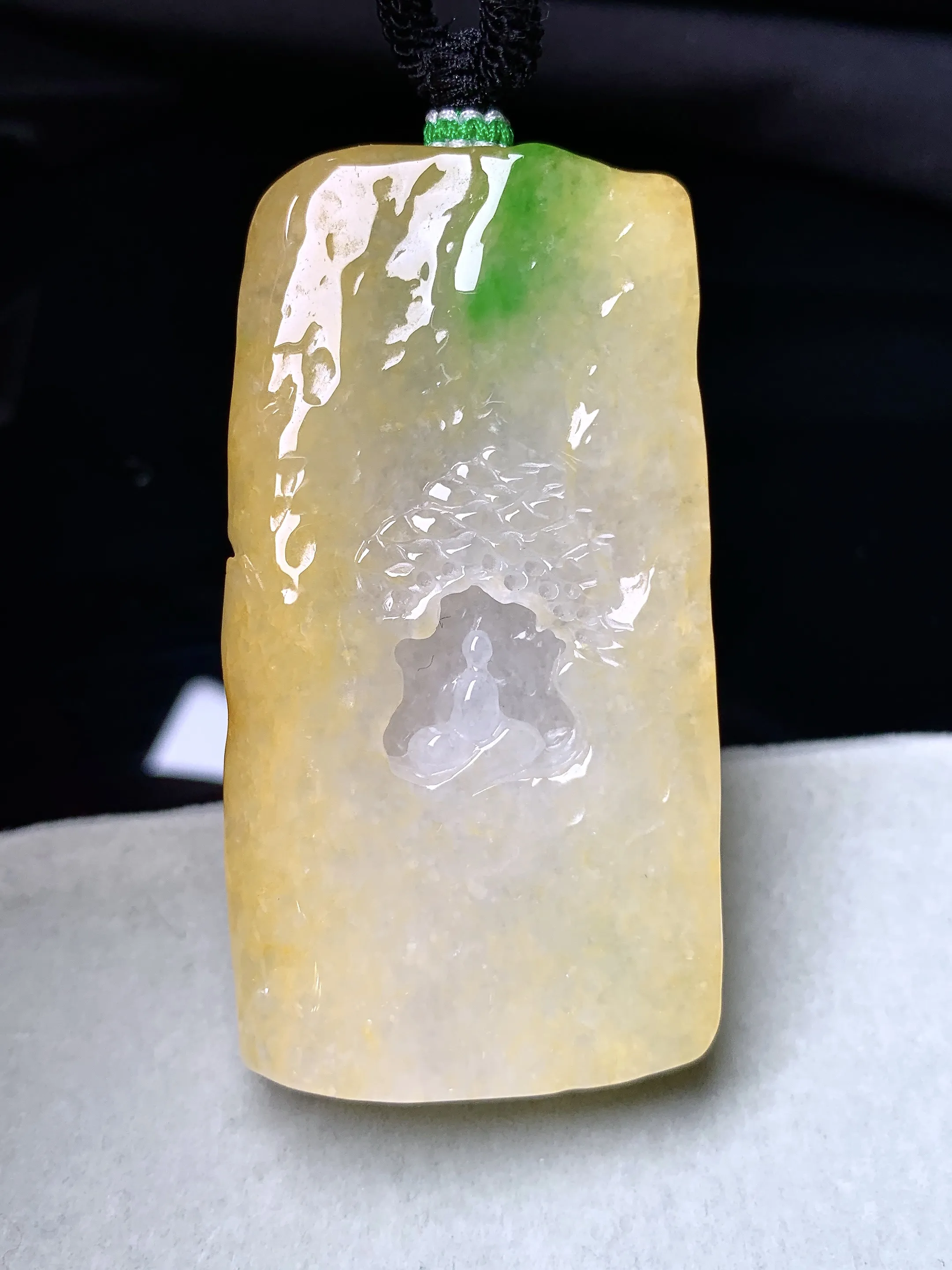 黄翡悟道吊坠 玉质细腻 色泽清新艳丽 整体尺寸56.6*30.8*11.6