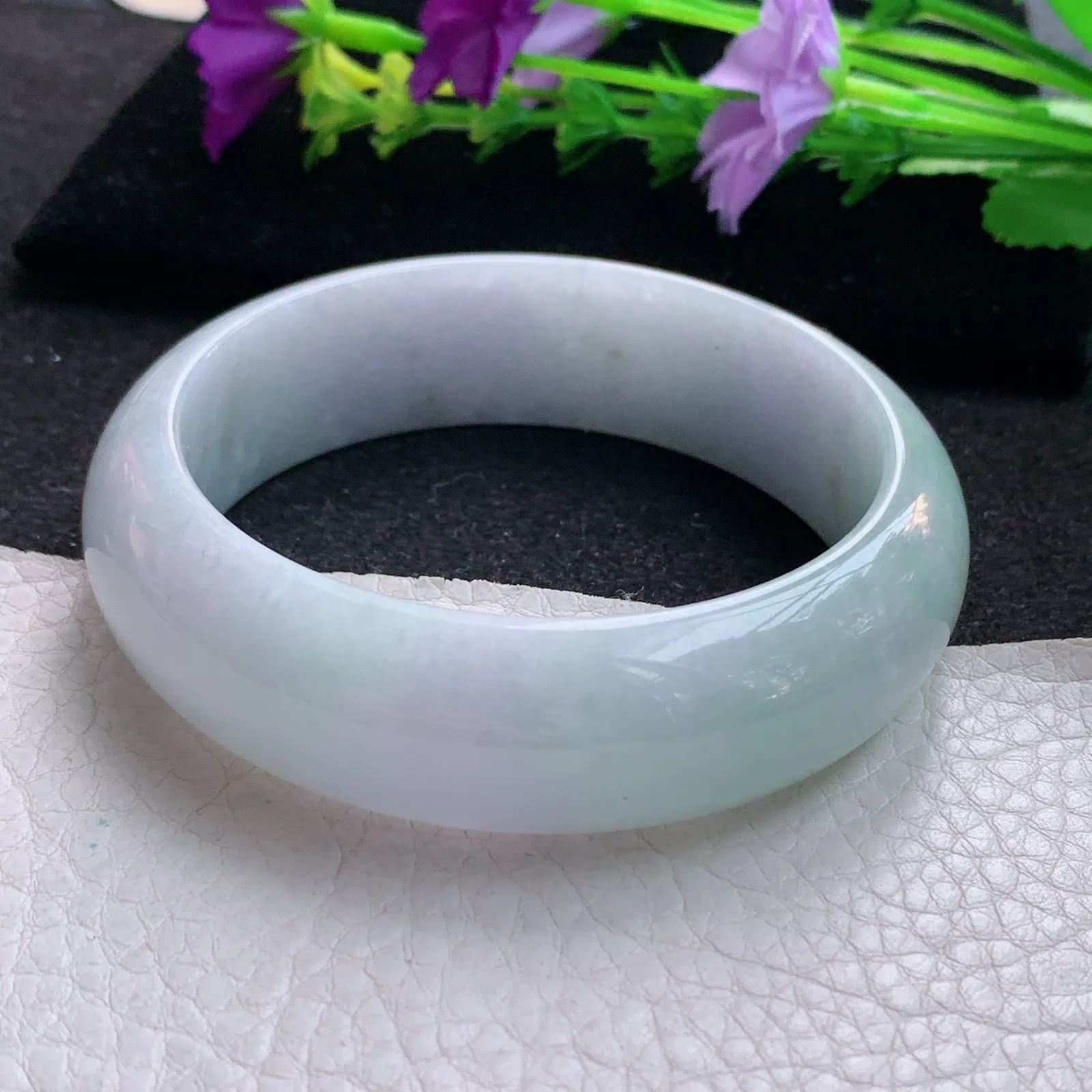 ee实拍58*18*8.2轮胎镯 天然缅甸翡翠春带彩宽边玉手镯 玉手环