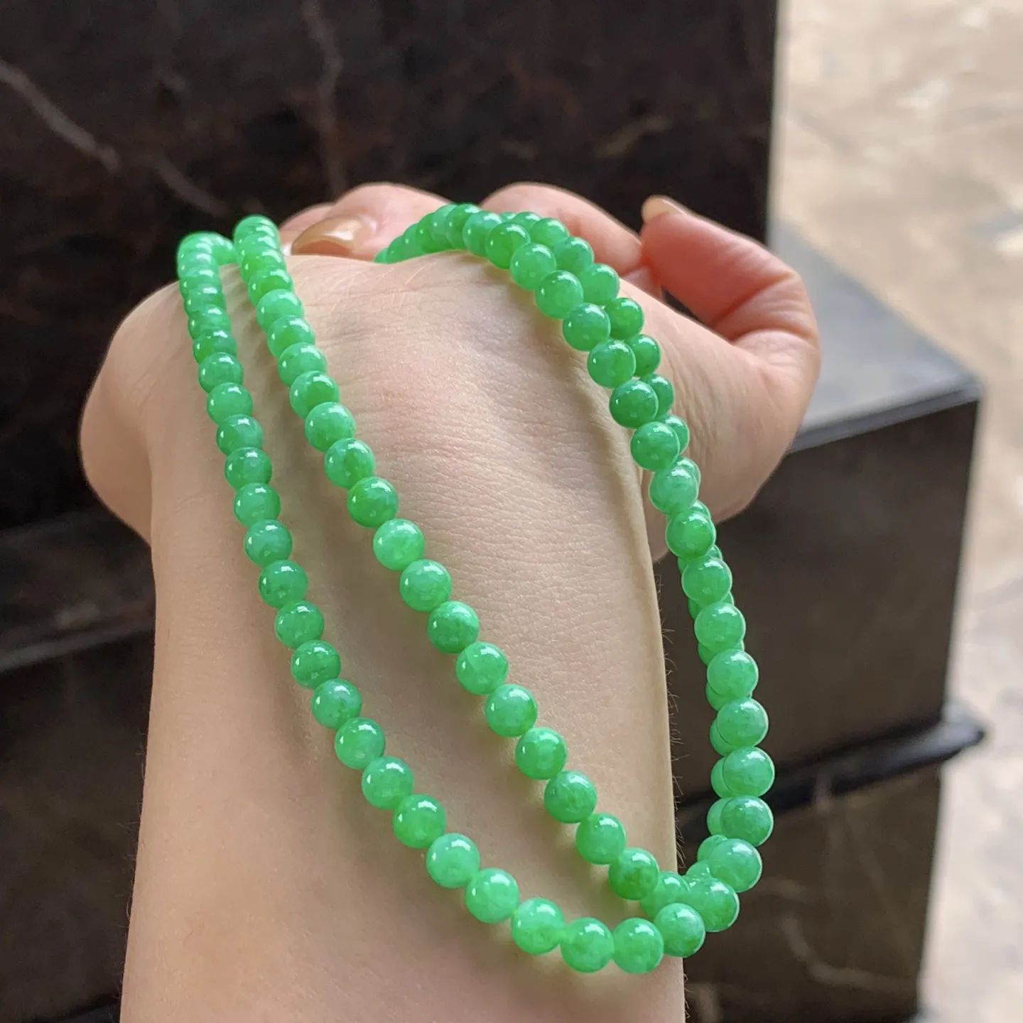 阳绿珠链 
色辣大气