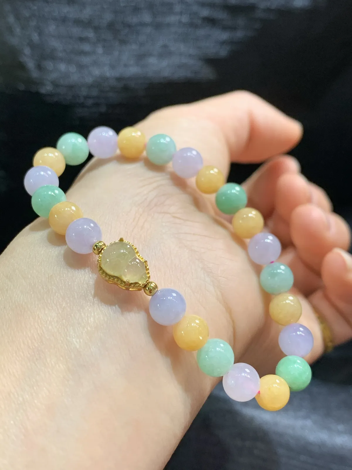 多宝手串，上手超美~