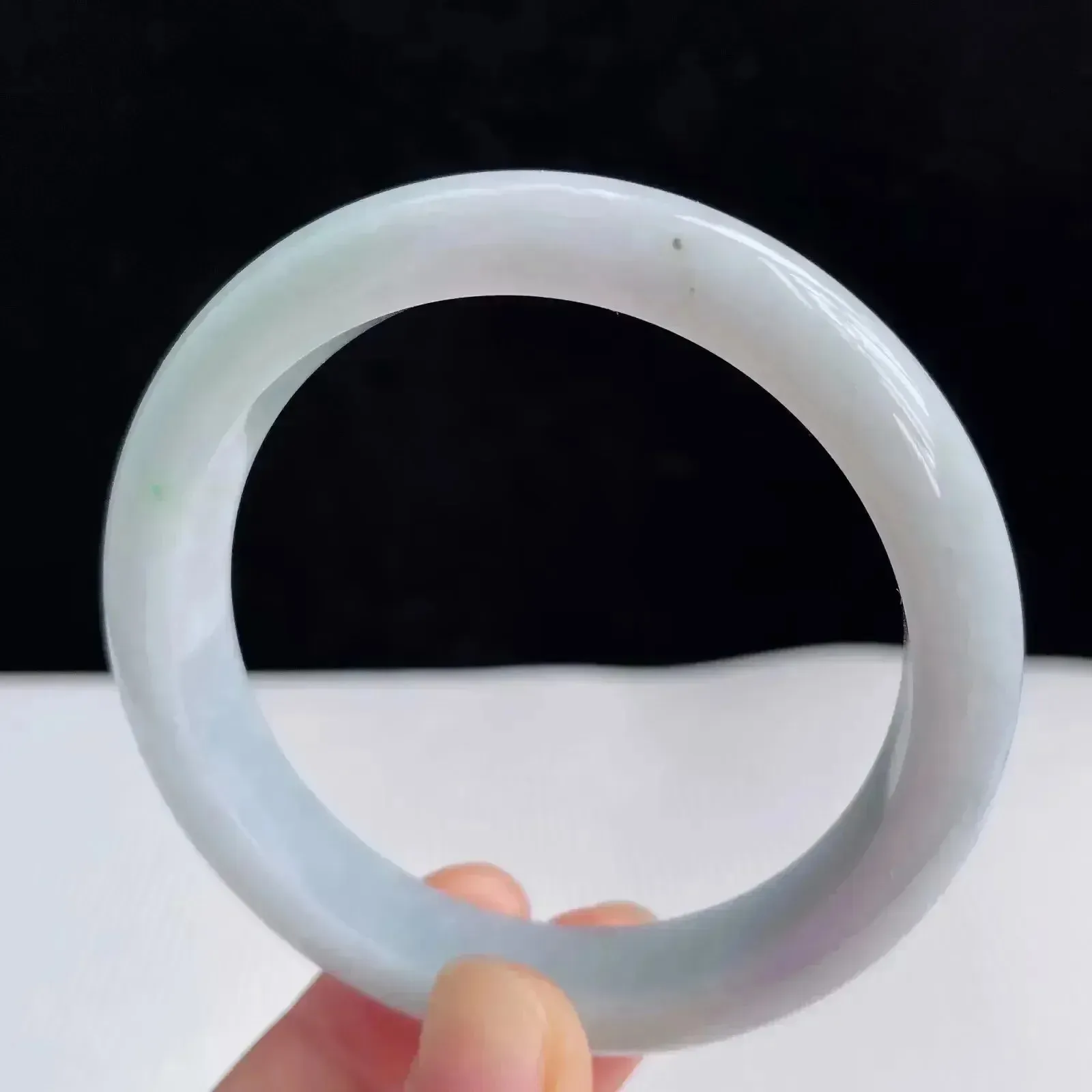 55.5圈有种有色天然翡翠A货淡紫玉手镯好种水春彩水润手镯46.01g