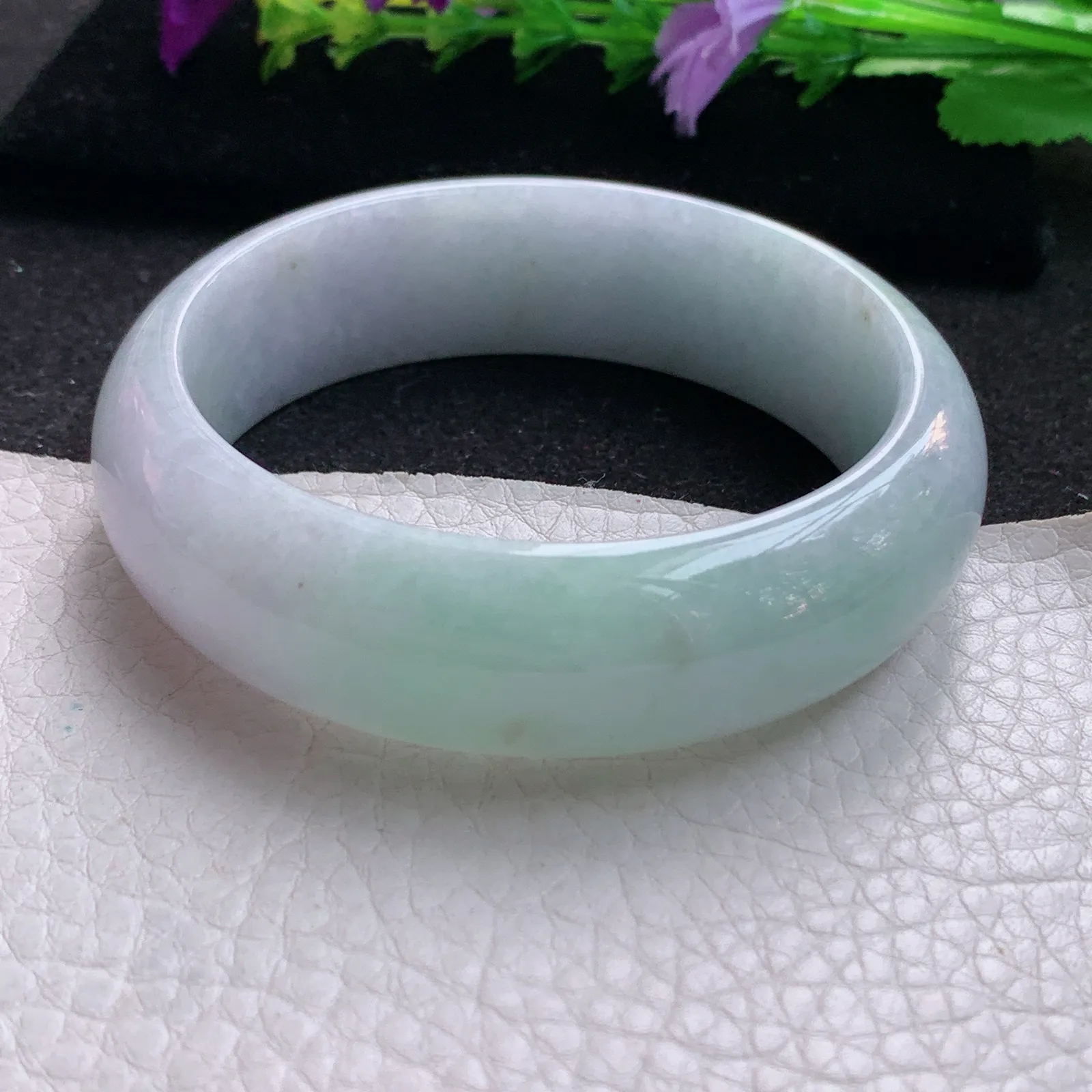ee实拍58*18*8.2轮胎镯 天然缅甸翡翠春带彩宽边玉手镯 玉手环