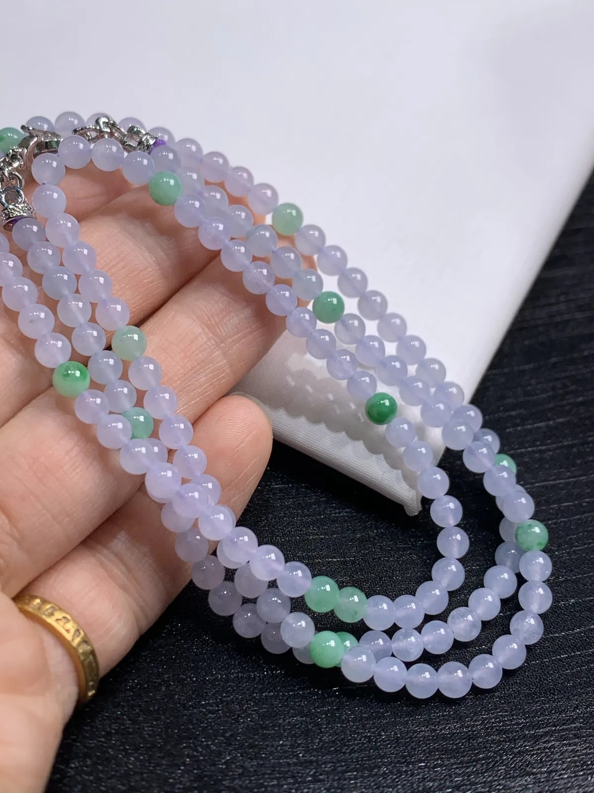 淡紫罗兰珠串，上身超美~