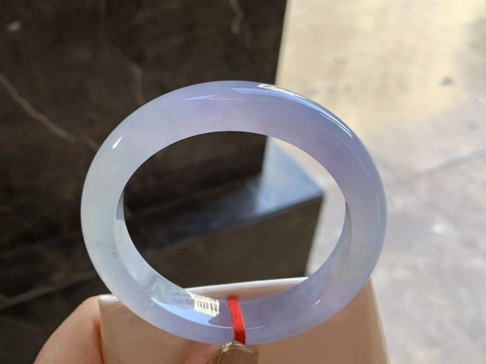 冰紫手镯
尺寸：58-13.2-9.5mm
种水好 小清新