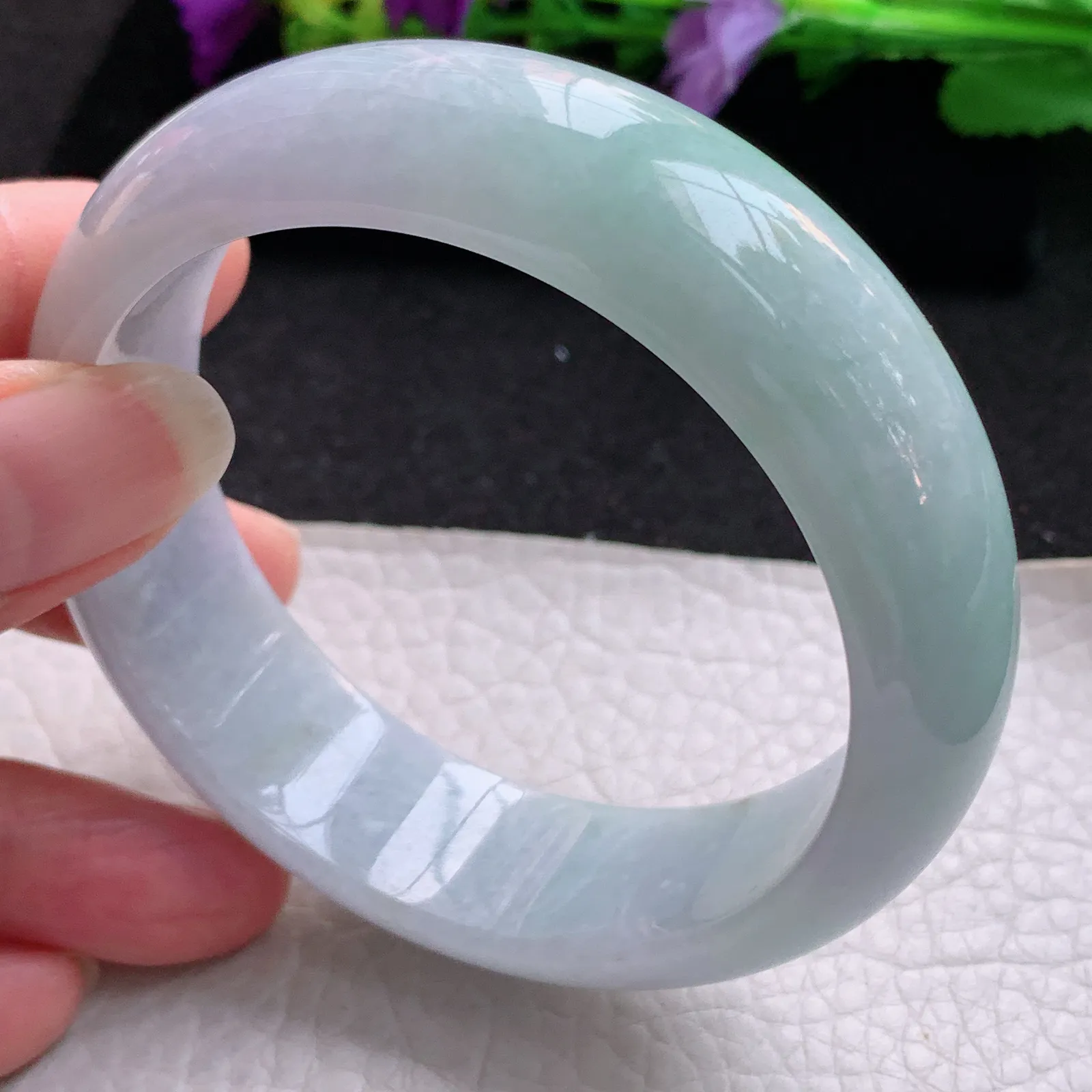 ee实拍58*18*8.2轮胎镯 天然缅甸翡翠春带彩宽边玉手镯 玉手环