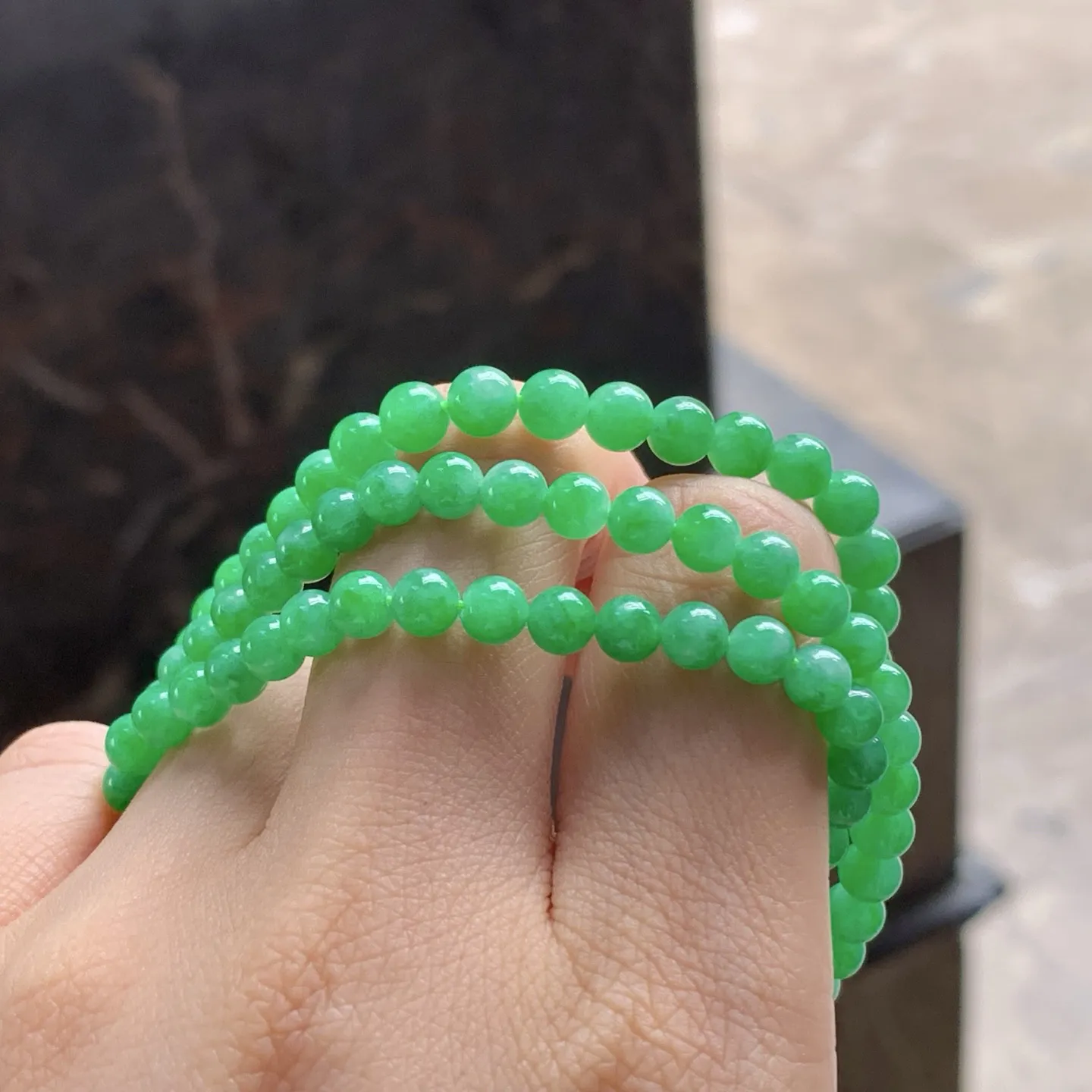 阳绿珠链 
色辣大气