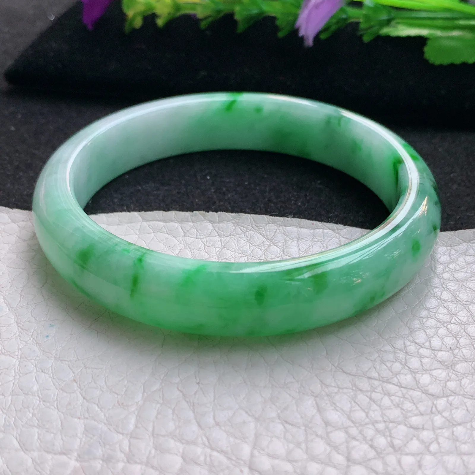 hy实拍59*12*7.8平安镯 天然缅甸翡翠辣绿宽边玉手镯 玉手环