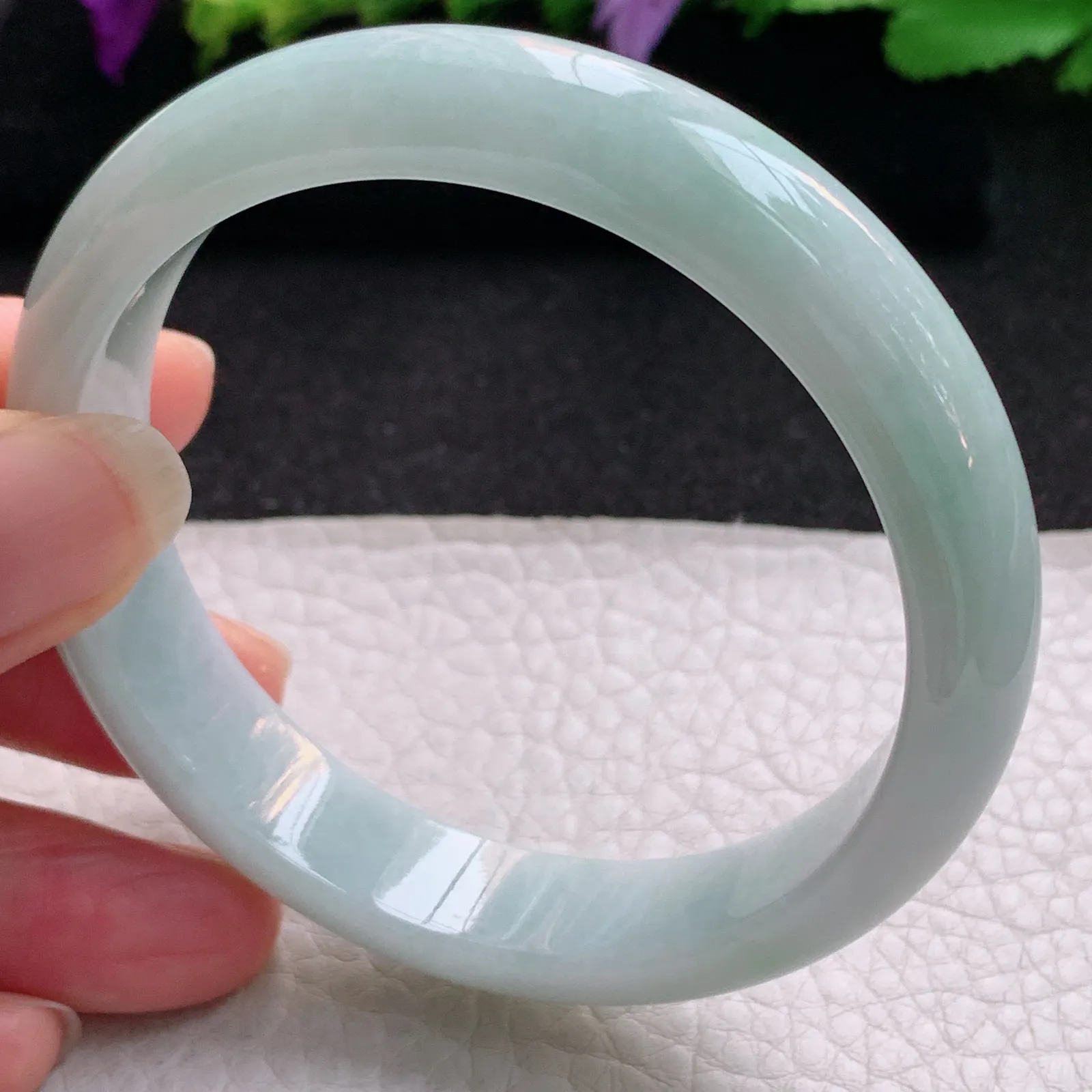 nr实拍58*13*7.2平安镯 天然缅甸翡翠浅绿宽边玉手镯 玉手环