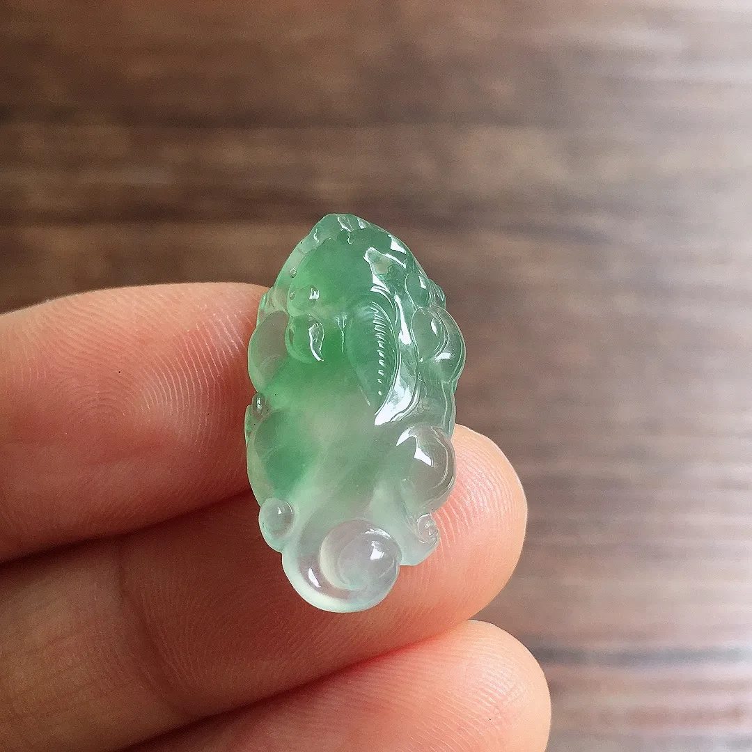 冰晴底貔貅，冰冰润润，玉质细腻，种水足，Yx2 尺寸24*13*6.3