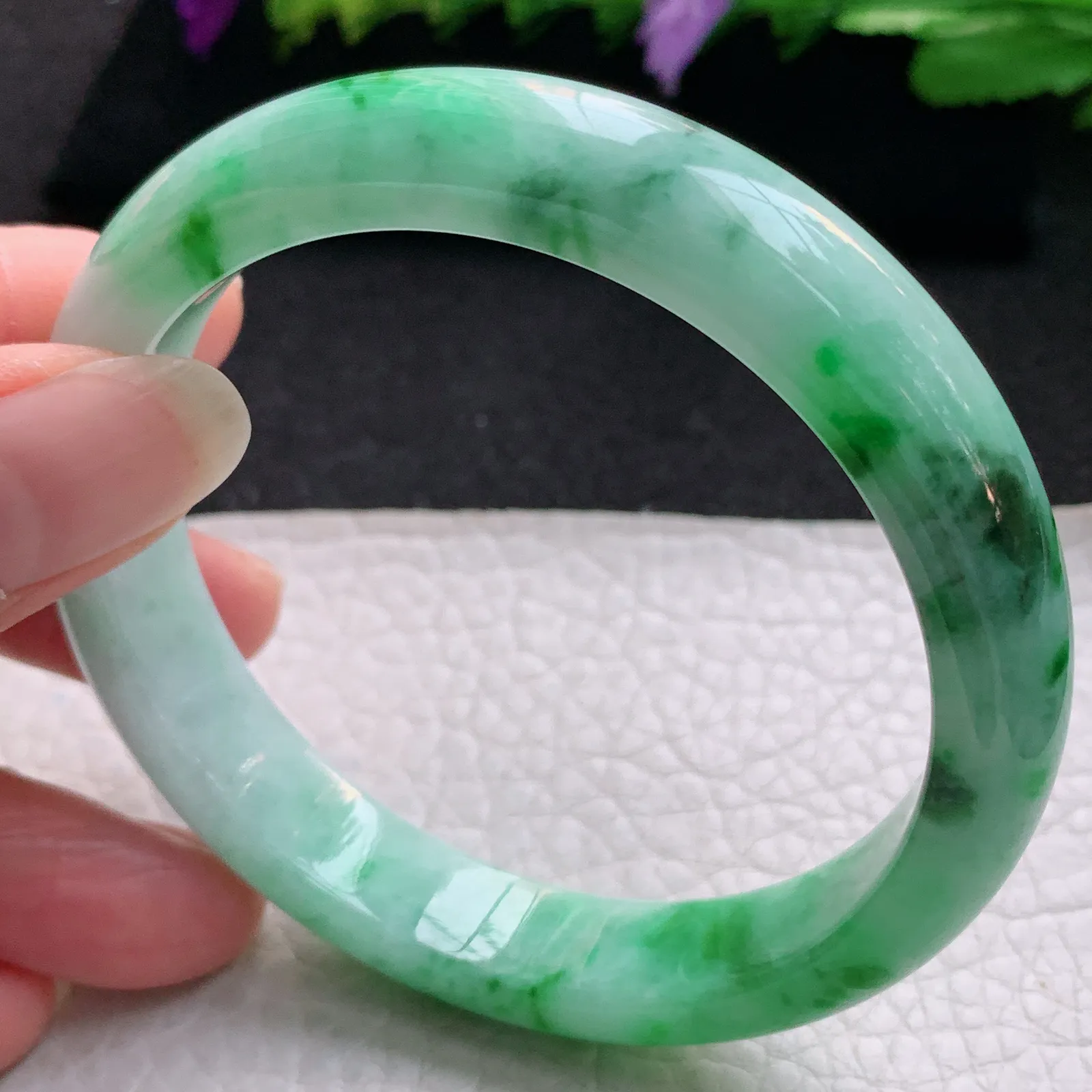 hy实拍59*12*7.8平安镯 天然缅甸翡翠辣绿宽边玉手镯 玉手环