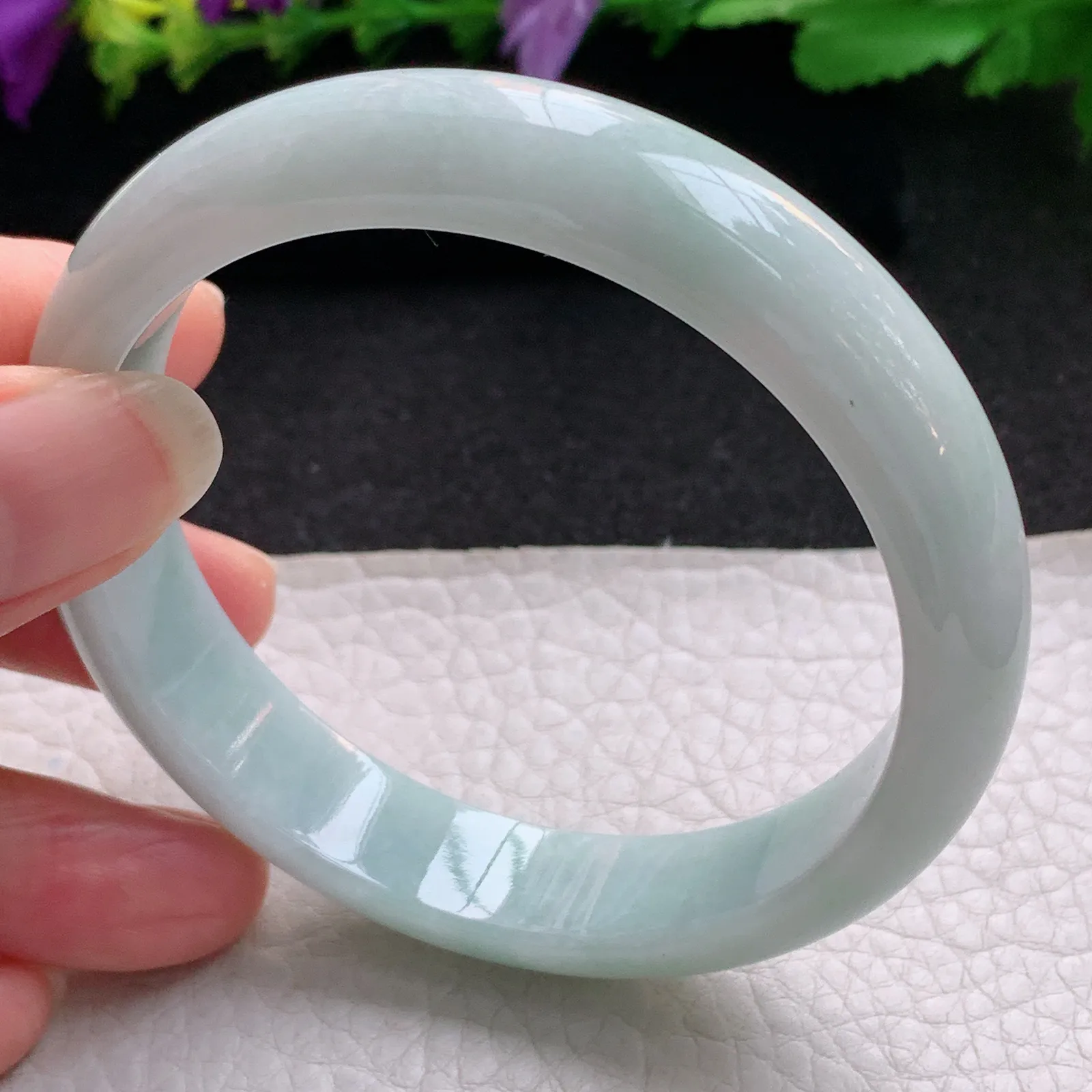 nr实拍58*13*7.2平安镯 天然缅甸翡翠浅绿宽边玉手镯 玉手环