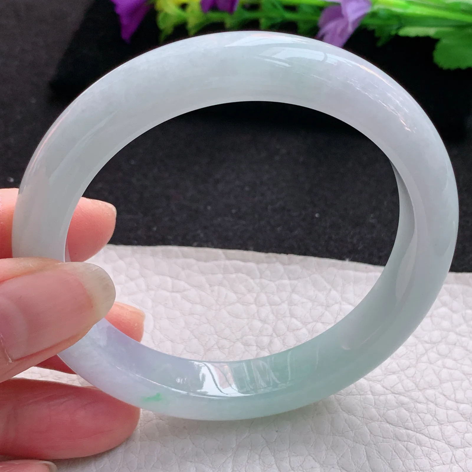 js大圈口60*11.6*8.8平安镯 天然缅甸翡翠淡雅宽边玉手镯 玉手环