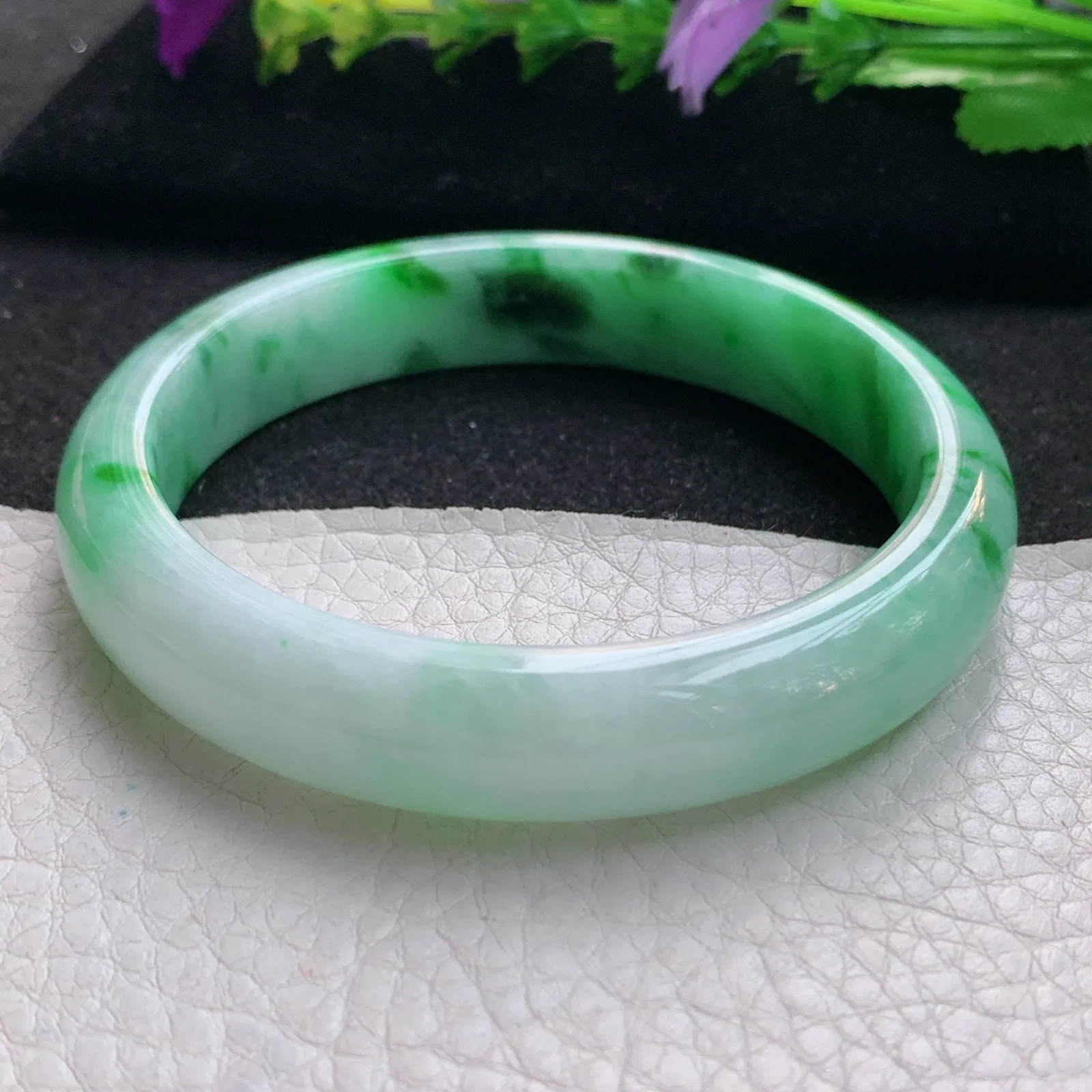 hy实拍59*12*7.8平安镯 天然缅甸翡翠辣绿宽边玉手镯 玉手环