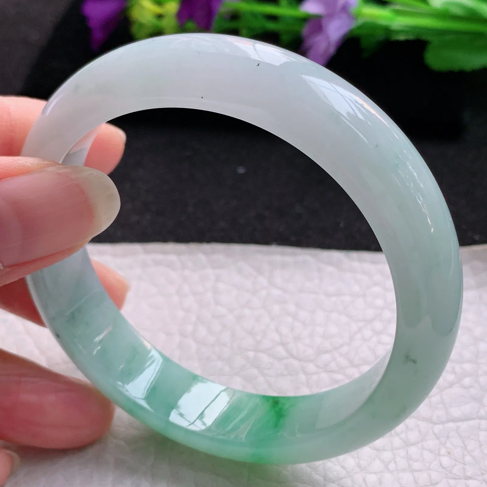 xh实拍57*13.8*8平安镯 天然缅甸翡翠飘阳绿宽边玉手镯 玉手环