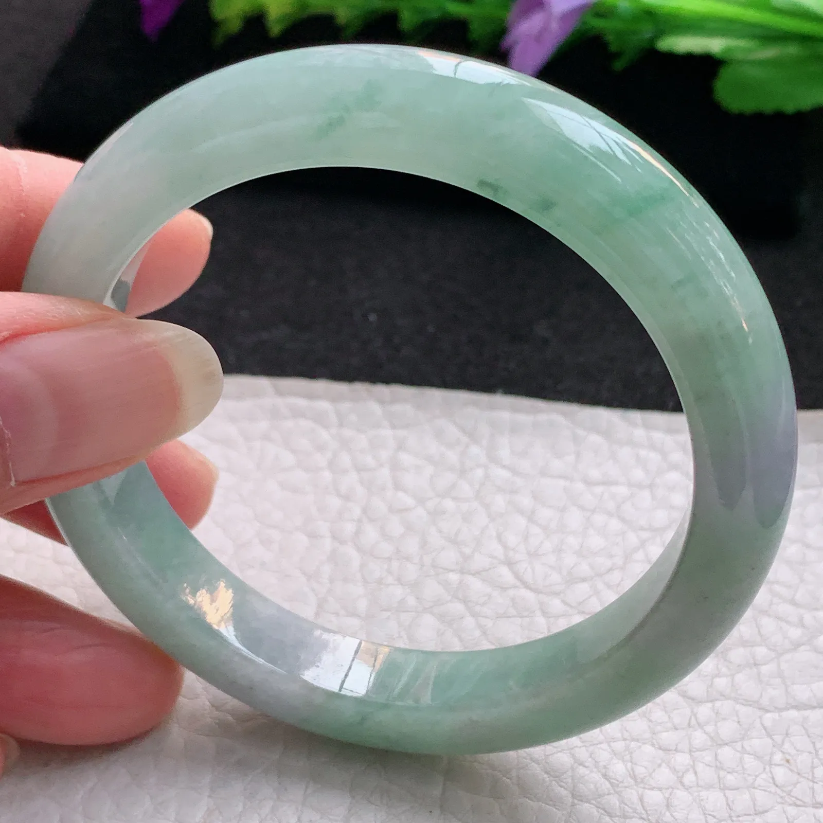 hy实拍55*10.2*8.5平安镯 天然缅甸翡翠春带彩飘花宽边玉手镯 玉手环