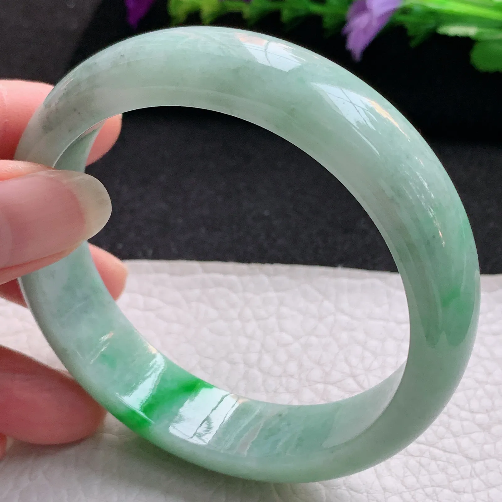 yh实拍59.5*15*8.8轮胎镯 天然缅甸翡翠飘绿宽边玉手镯 玉手环