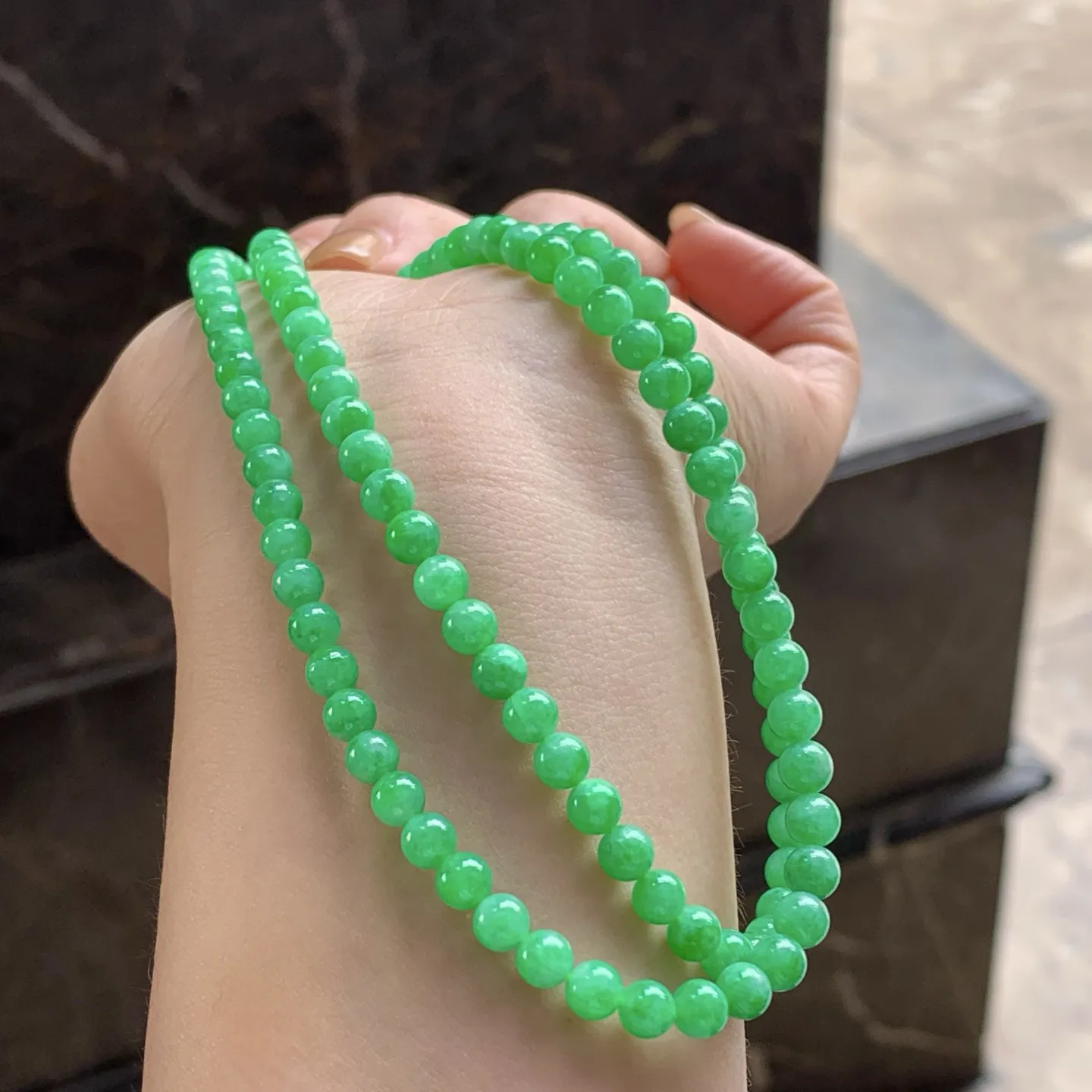 阳绿珠链 
色辣大气