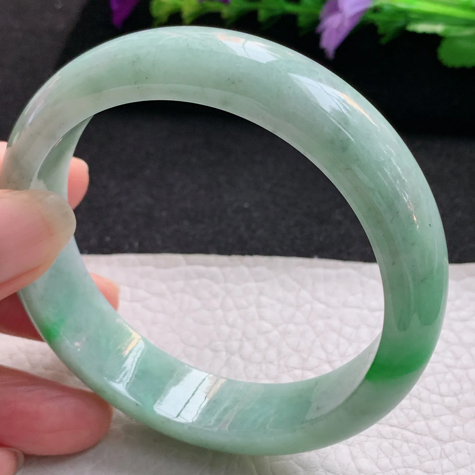yh实拍59.5*15*8.8轮胎镯 天然缅甸翡翠飘绿宽边玉手镯 玉手环