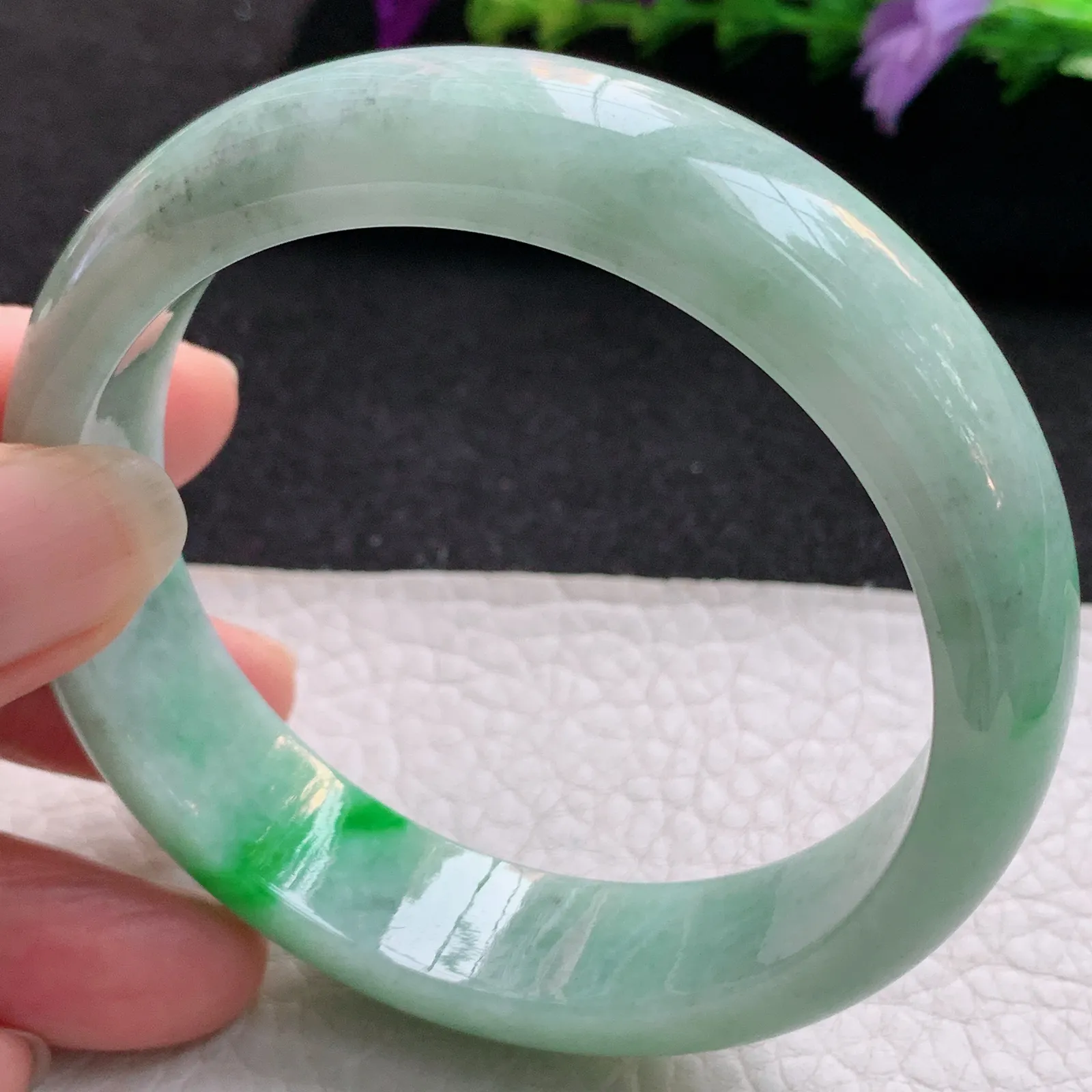 yh实拍59.5*15*8.8轮胎镯 天然缅甸翡翠飘绿宽边玉手镯 玉手环