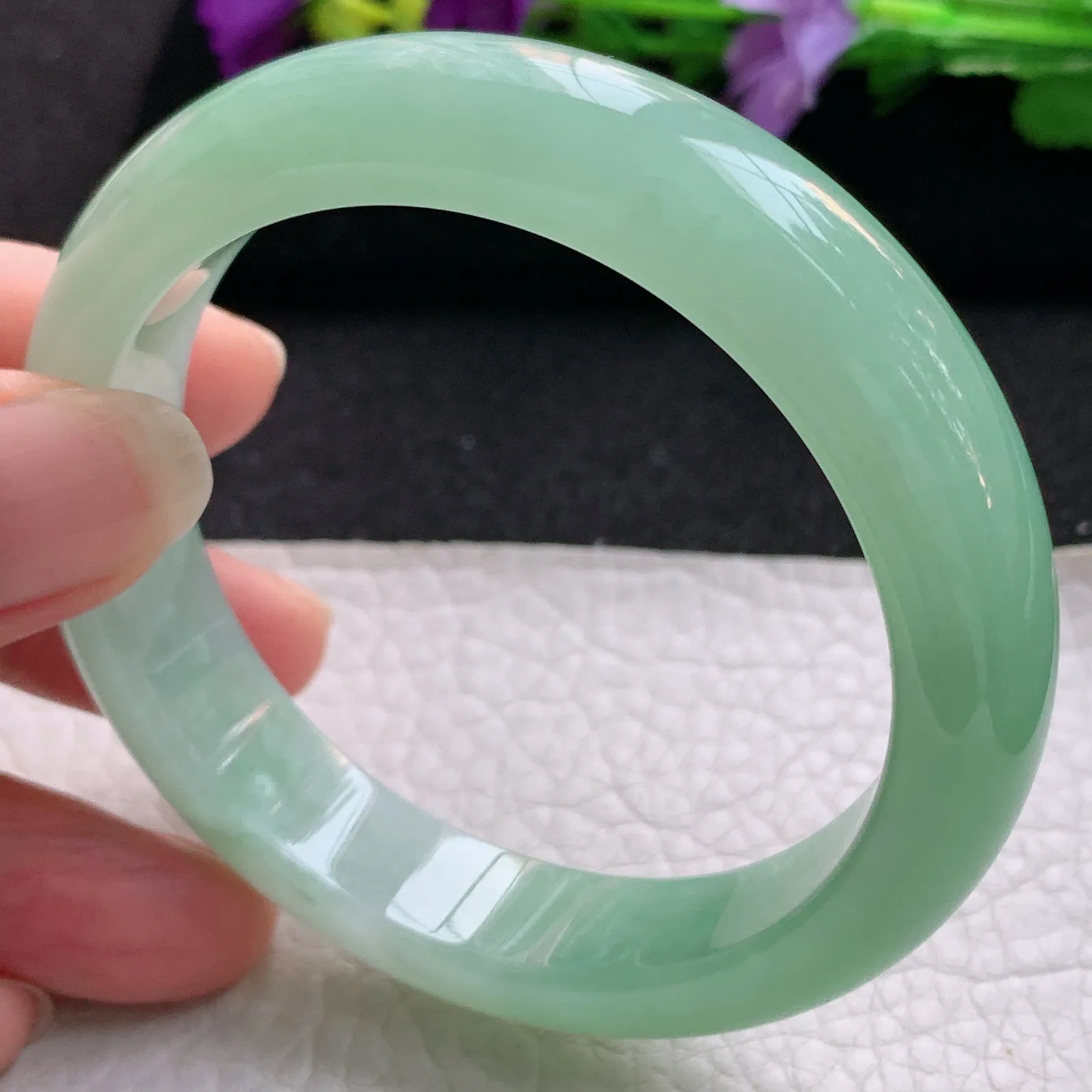 yh实拍55*12.8*8.2平安镯 天然缅甸翡翠冰甜绿宽边玉手镯 玉手环