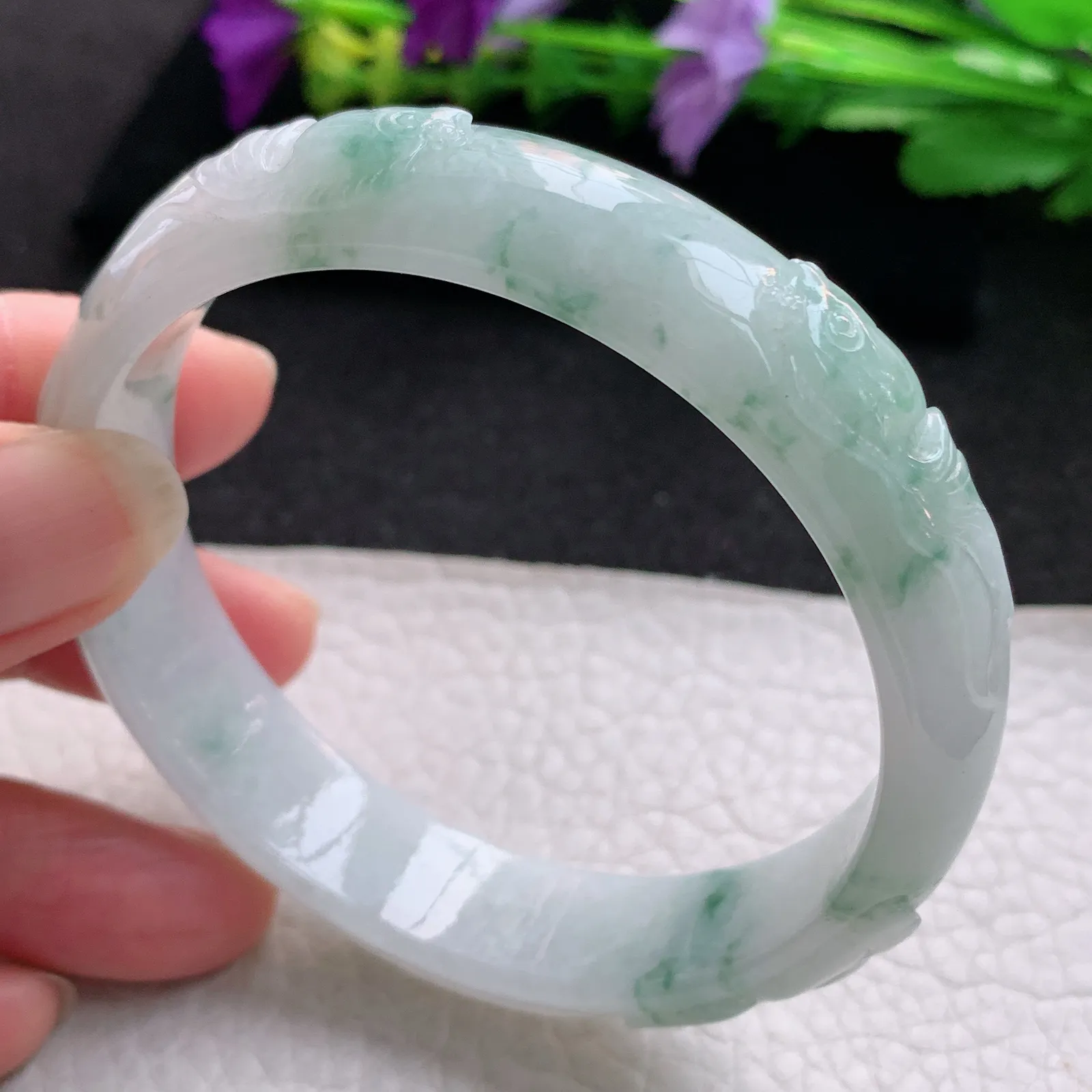 js大圈口60*14*7.5平安镯 天然缅甸翡翠雕花飘花宽边玉手镯 玉手环