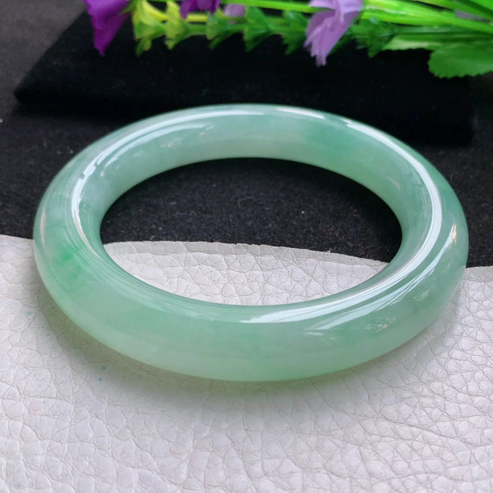 js大圈口59.5*12.5胖圆镯 天然缅甸翡翠冰绿圆条玉手镯 玉手环