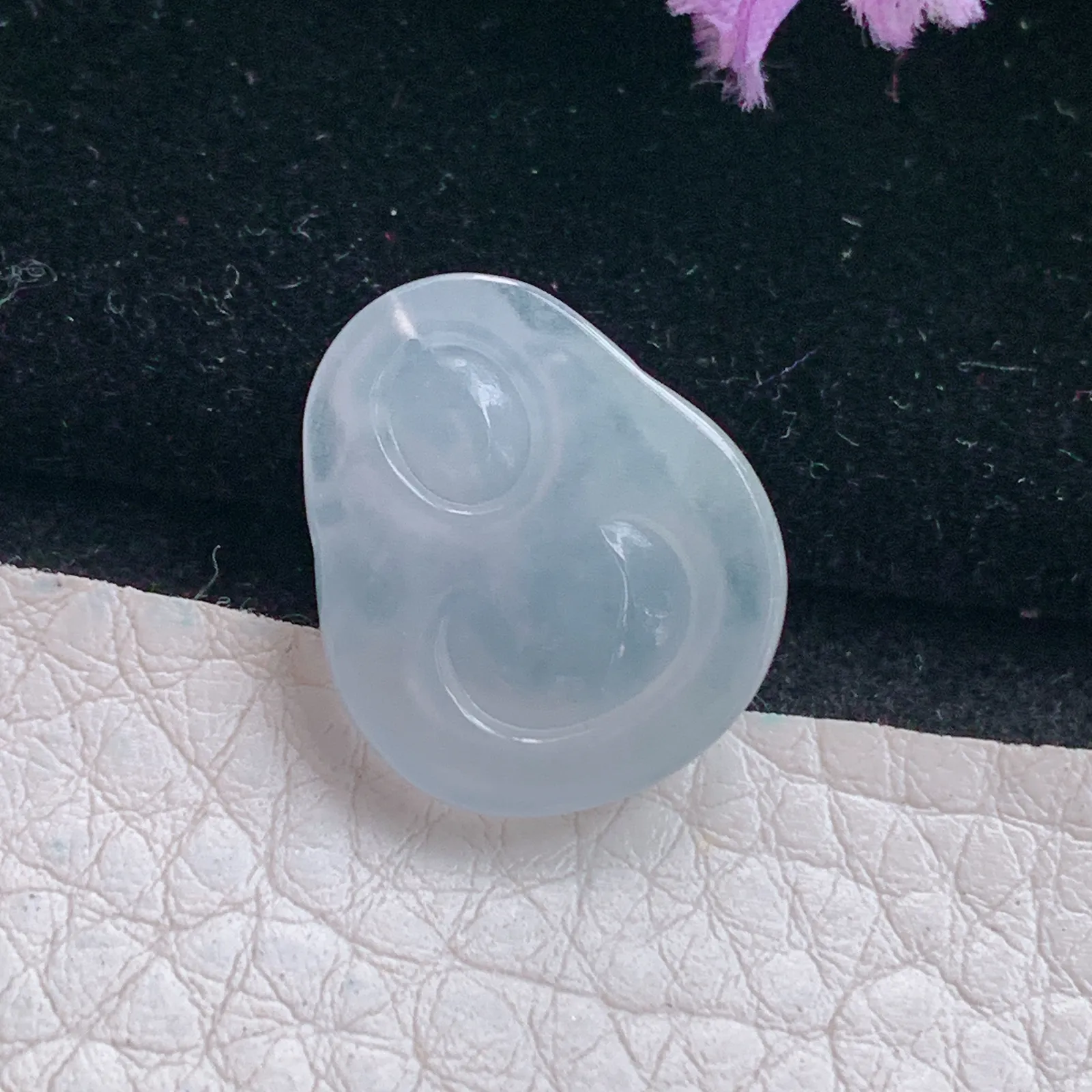 lz实拍18.8*16*4.8缅甸翡翠精雕财神爷 财爷玉吊坠 玉挂坠