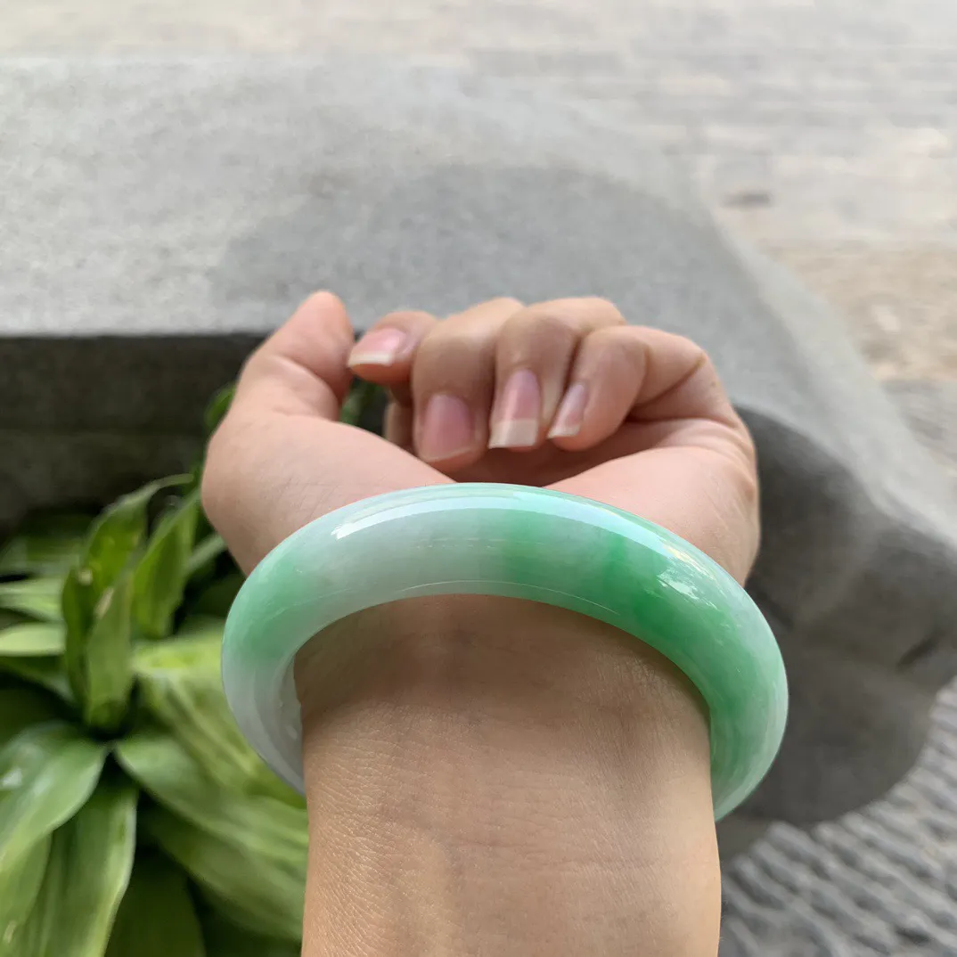 圈口56.8-13.5-9.4 【飘阳绿正圈手镯】正圈56 57可戴