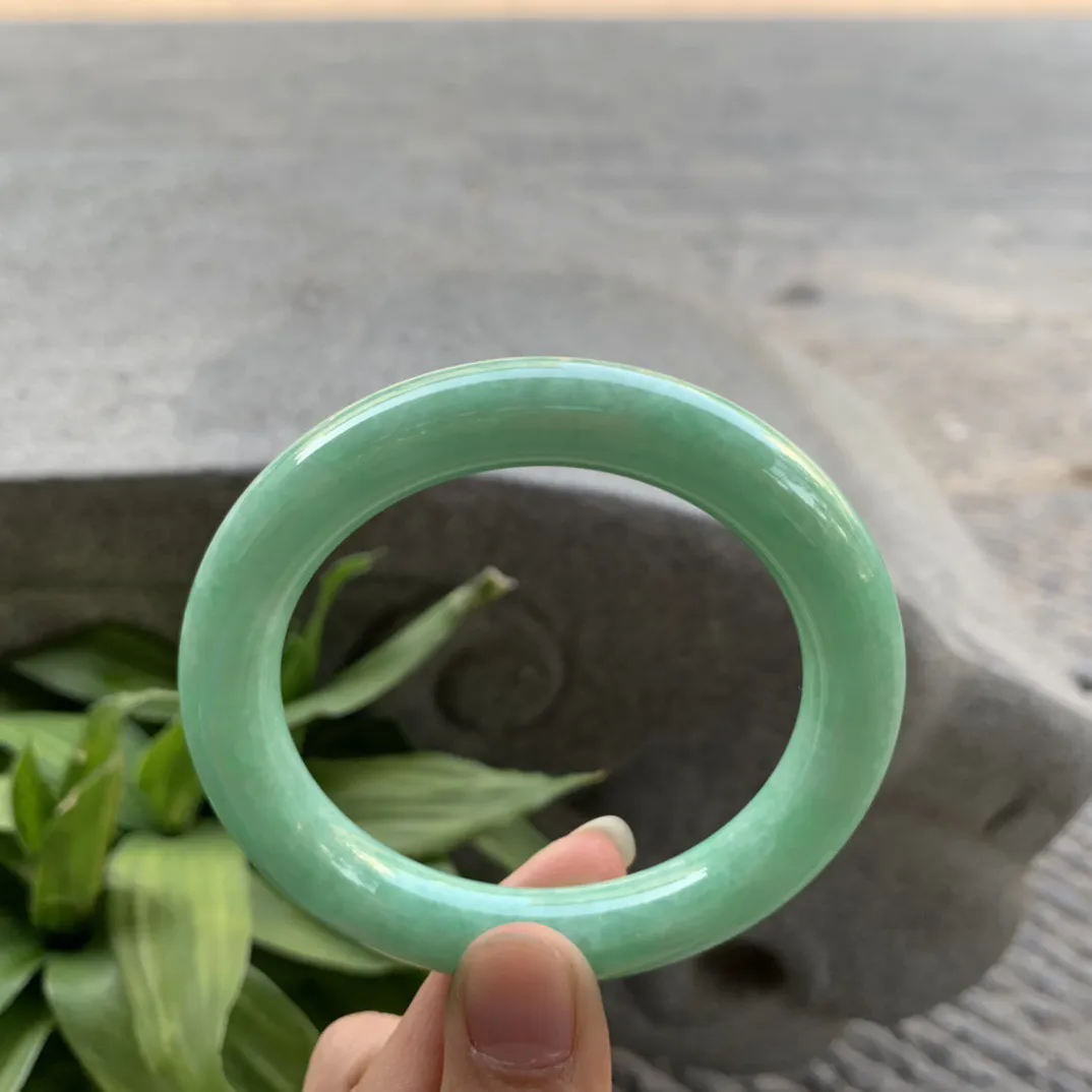 圈口57-12.4-10.4 【满绿圆条手镯】圆条57 58可戴