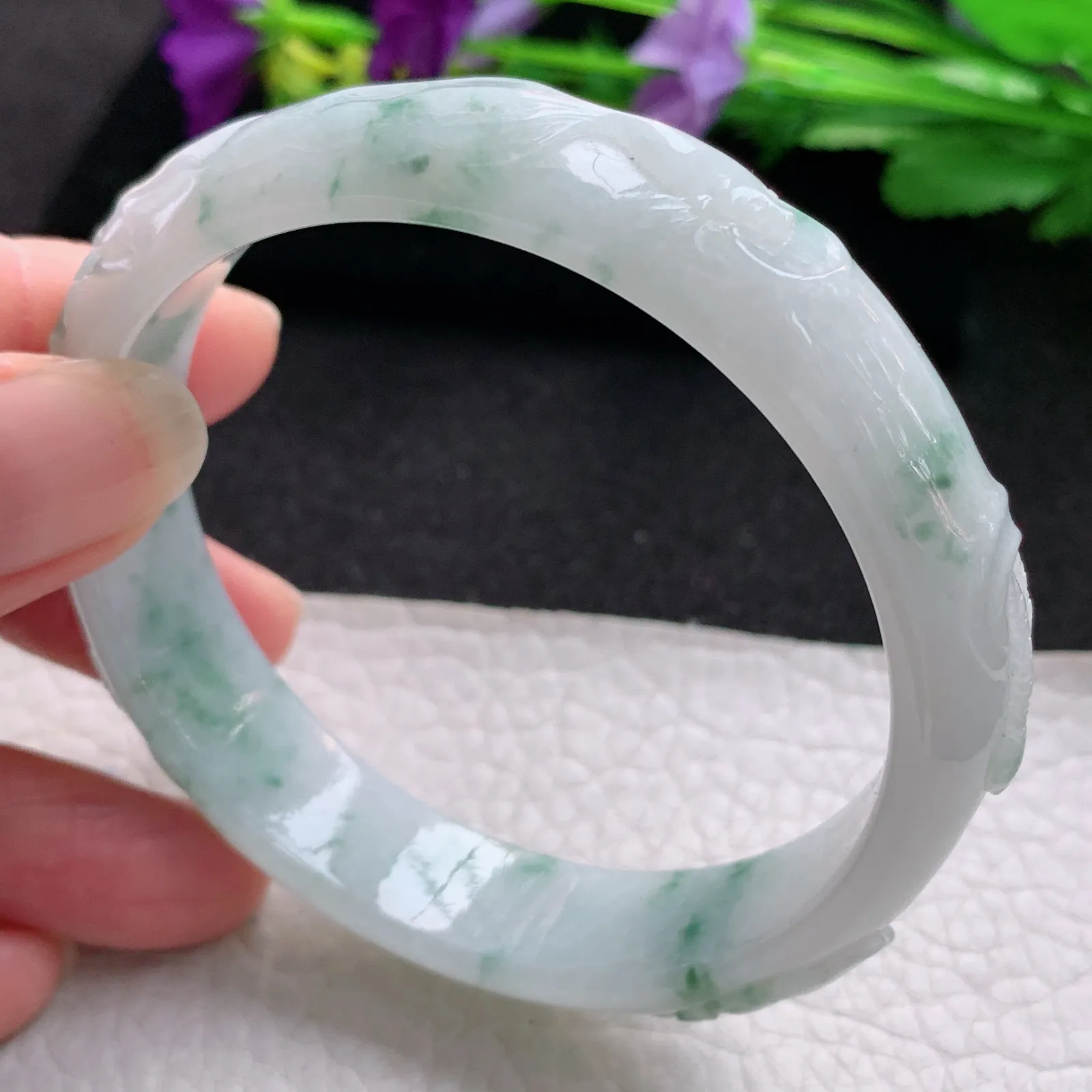 js大圈口60*14*7.5平安镯 天然缅甸翡翠雕花飘花宽边玉手镯 玉手环