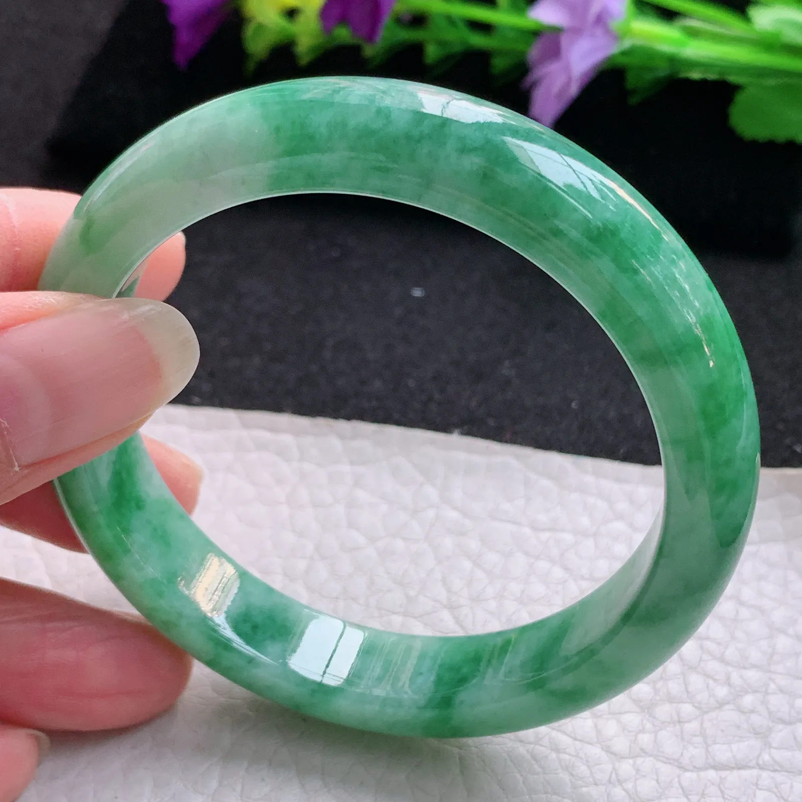 xh实拍56*12*8.3平安镯 天然缅甸翡翠满绿宽边玉手镯 玉手环