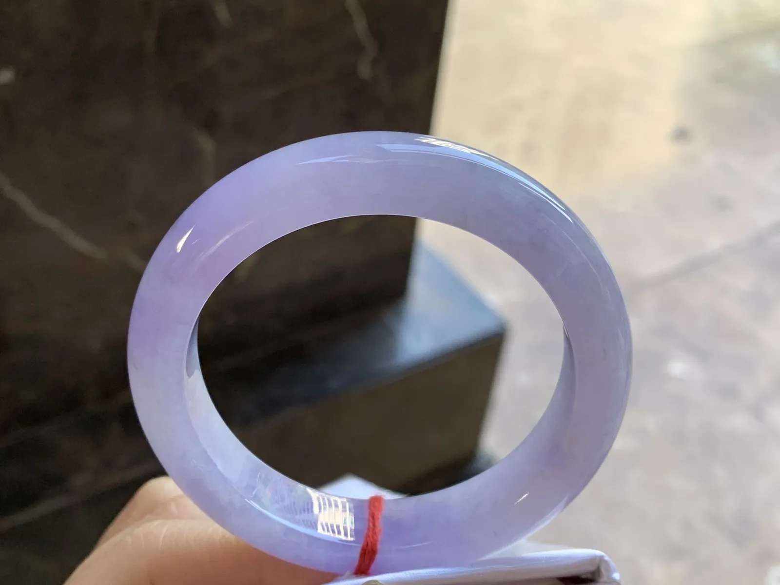 紫罗兰手镯
尺寸：55.5-13.4-9.2mm
水润十足 晶体略粗 颜色浓郁漂亮