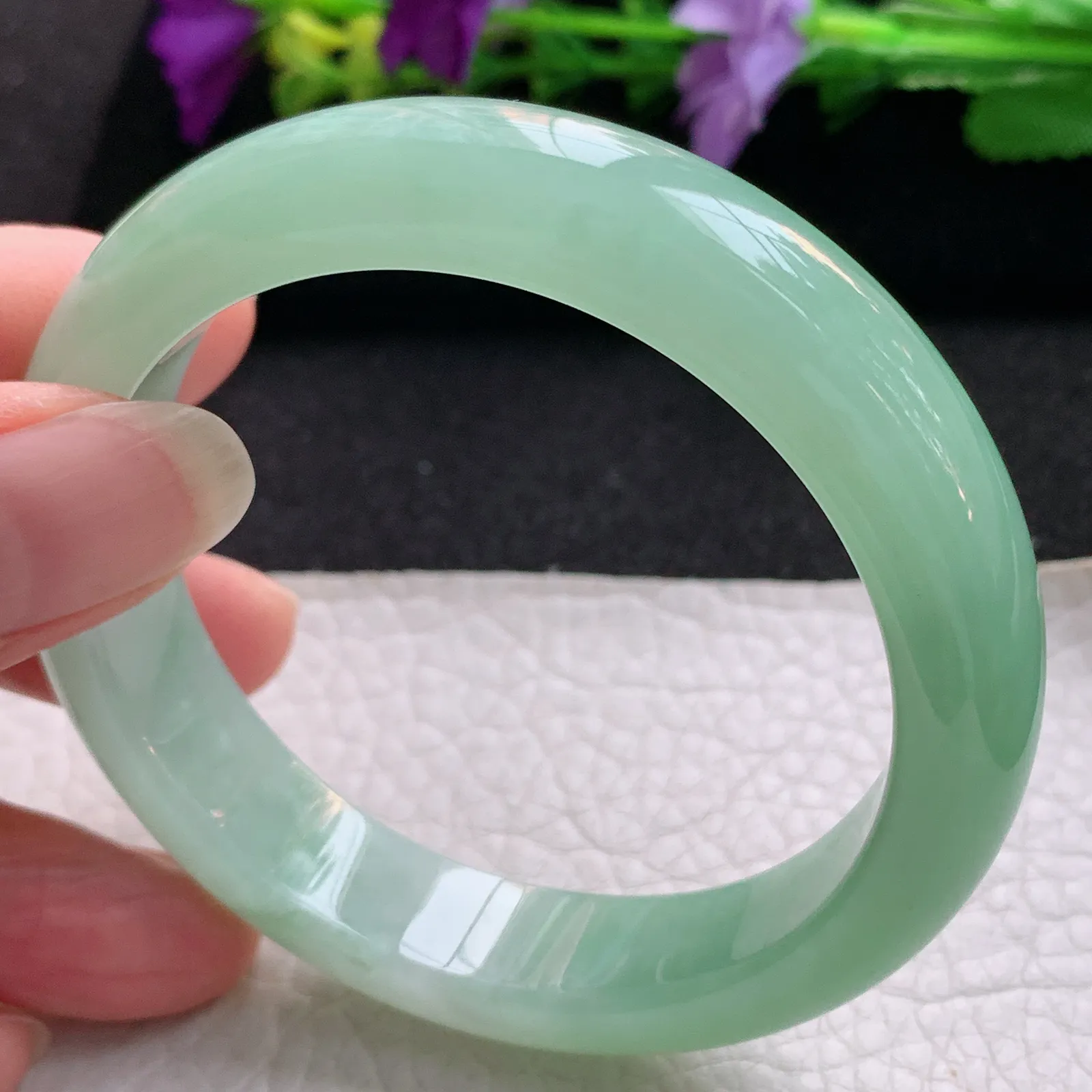 yh实拍55*12.8*8.2平安镯 天然缅甸翡翠冰甜绿宽边玉手镯 玉手环