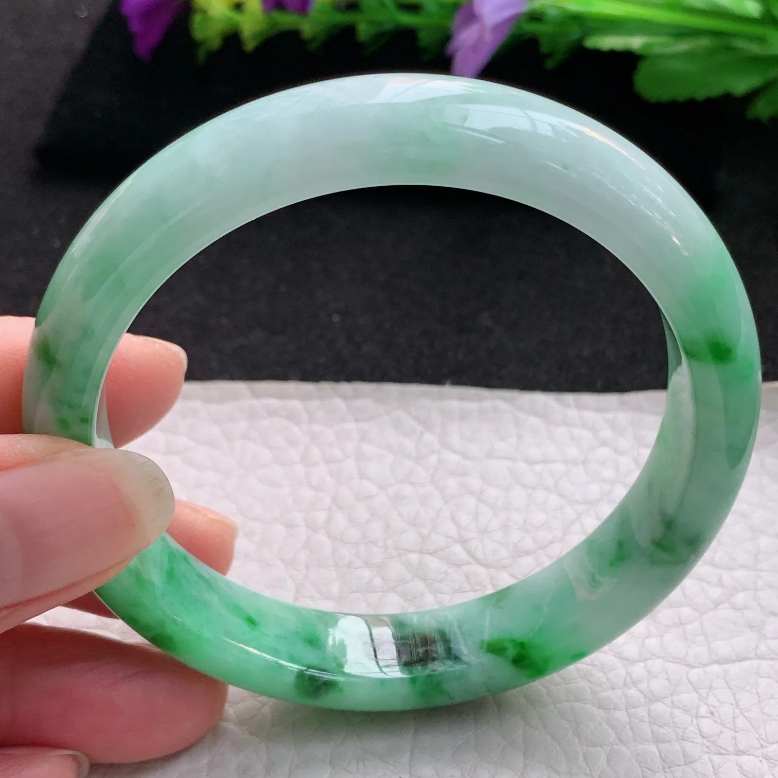 hy实拍59*12*7.8平安镯 天然缅甸翡翠辣绿宽边玉手镯 玉手环