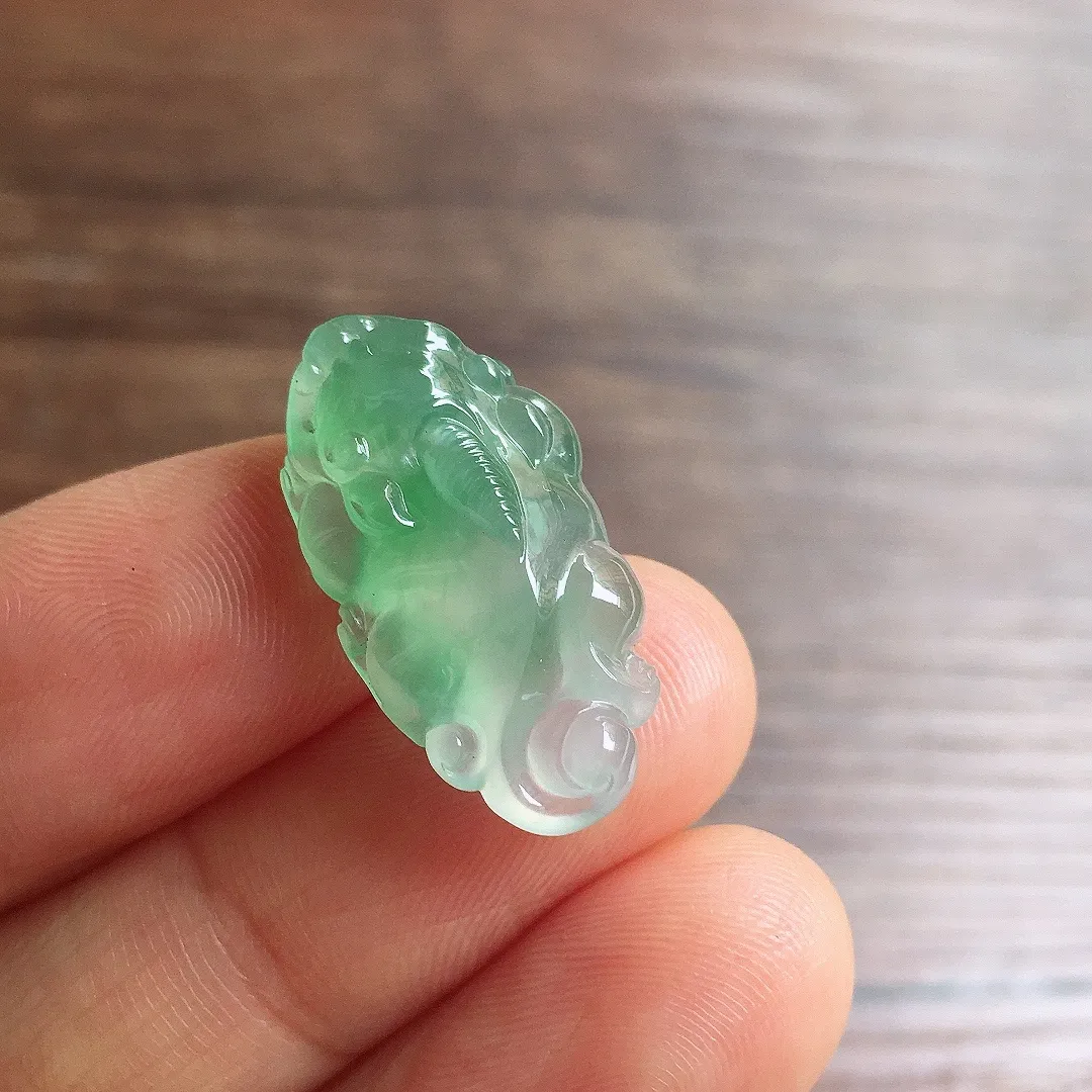 冰晴底貔貅，冰冰润润，玉质细腻，种水足，Yx2 尺寸24*13*6.3