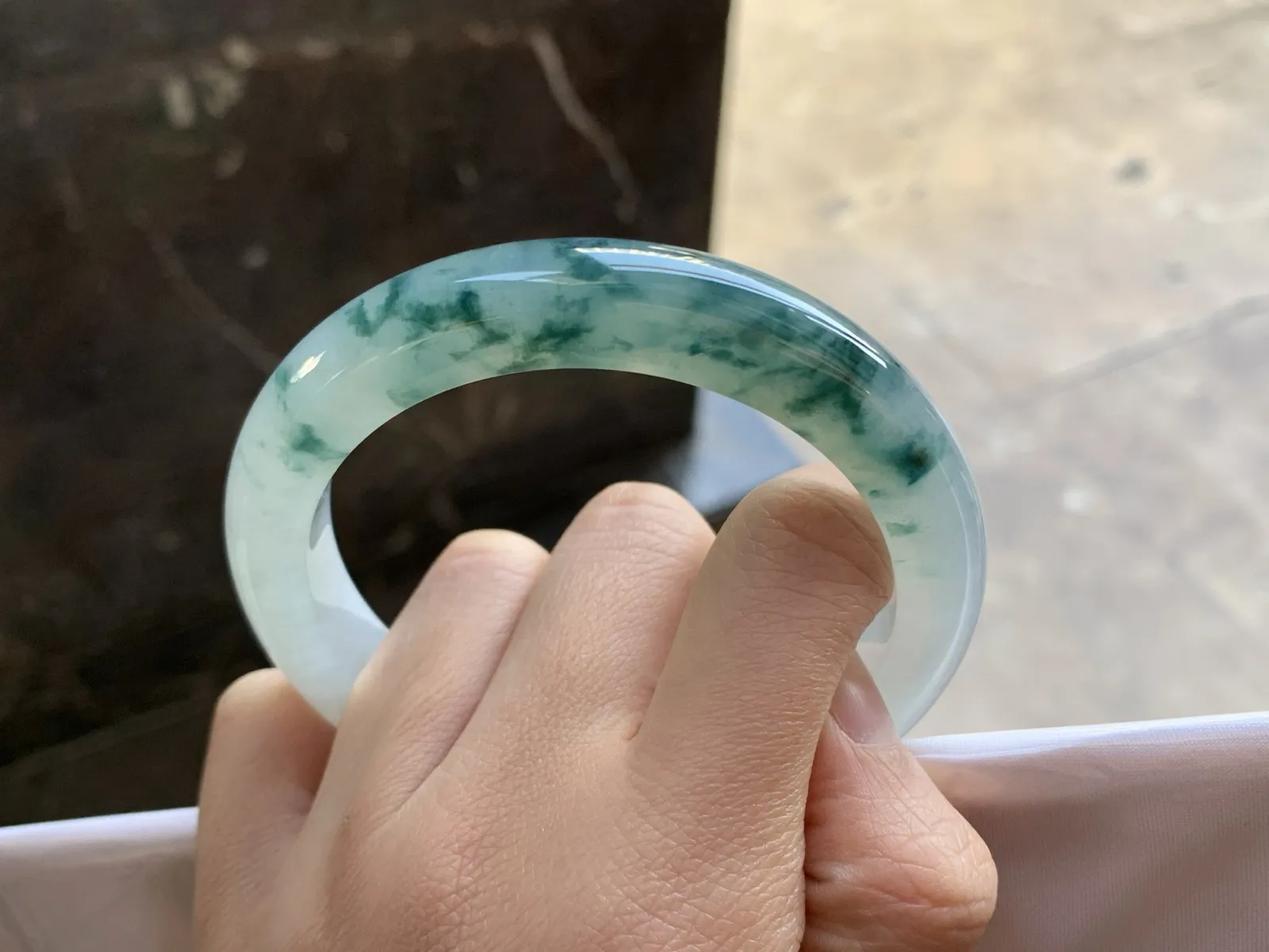 60-12-9.6

蓝花大圈手镯^_^飘花浓郁